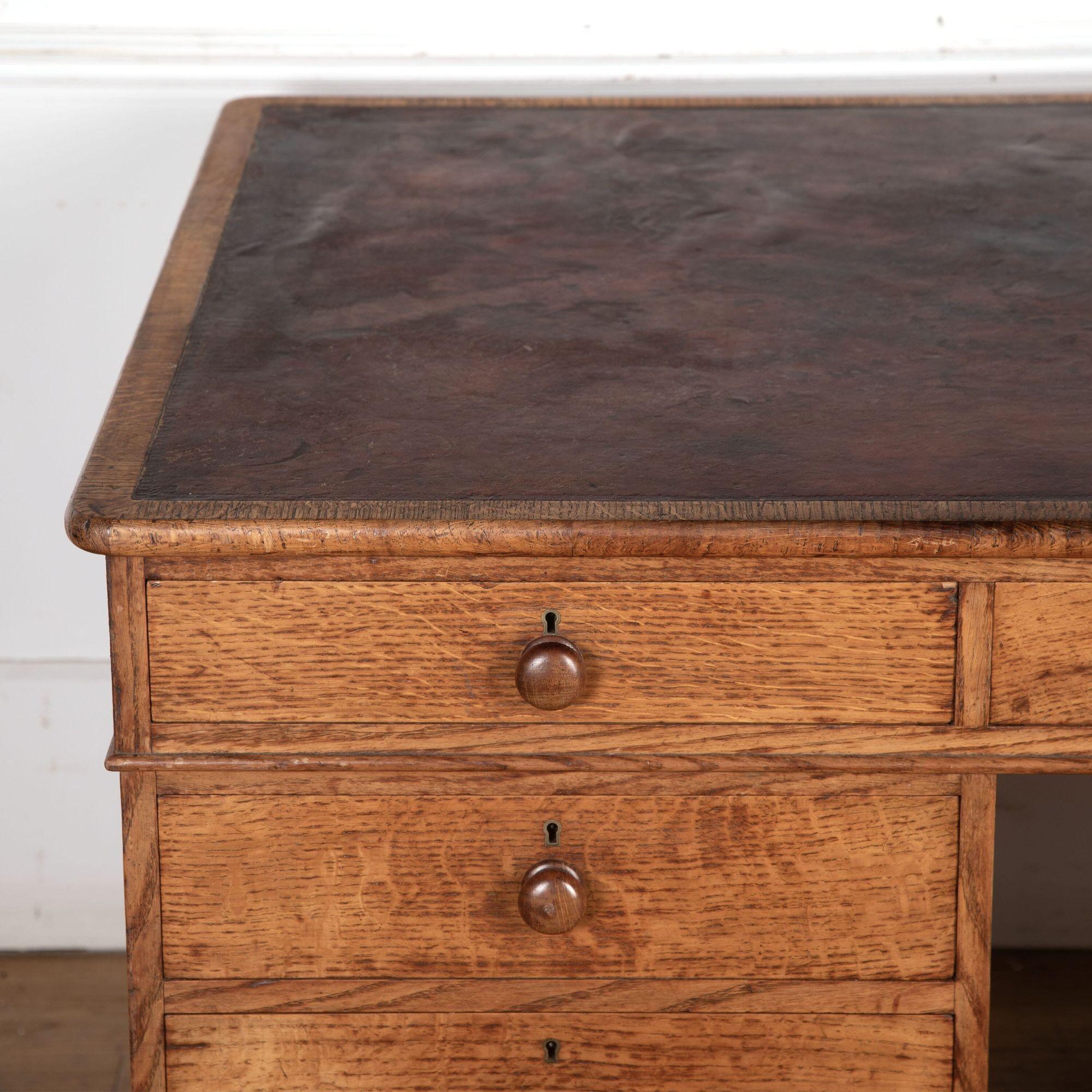 19th Century English Oak Partners Desk For Sale 10
