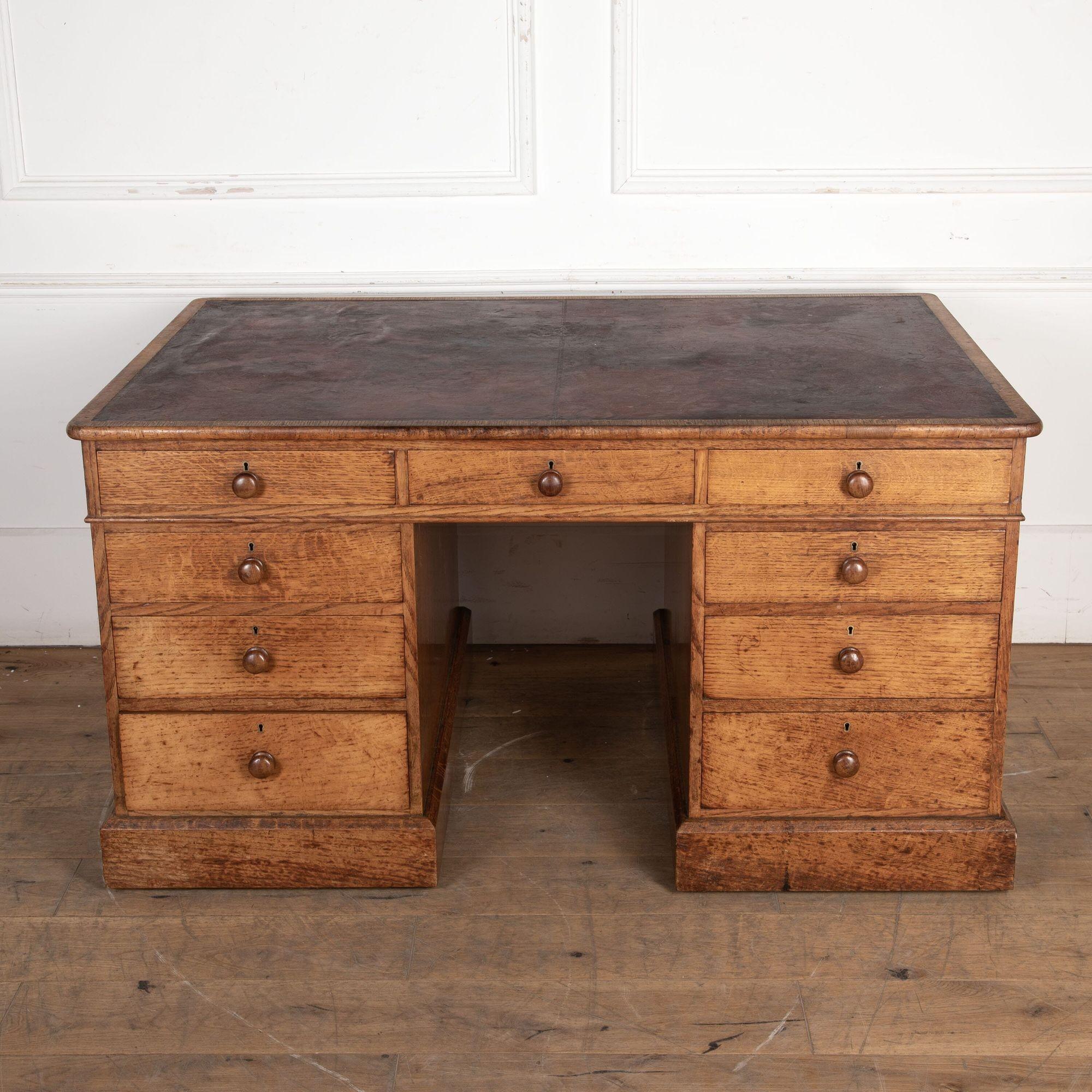 19th Century English Oak Partners Desk For Sale 1