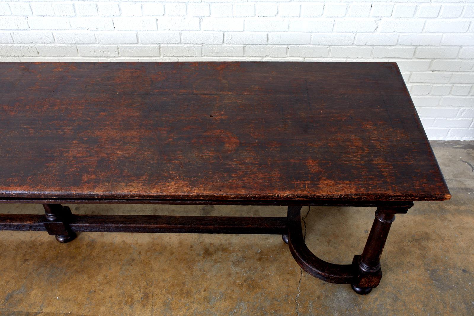 19th Century English Oak Refectory Dining Banquet Table In Distressed Condition In Rio Vista, CA
