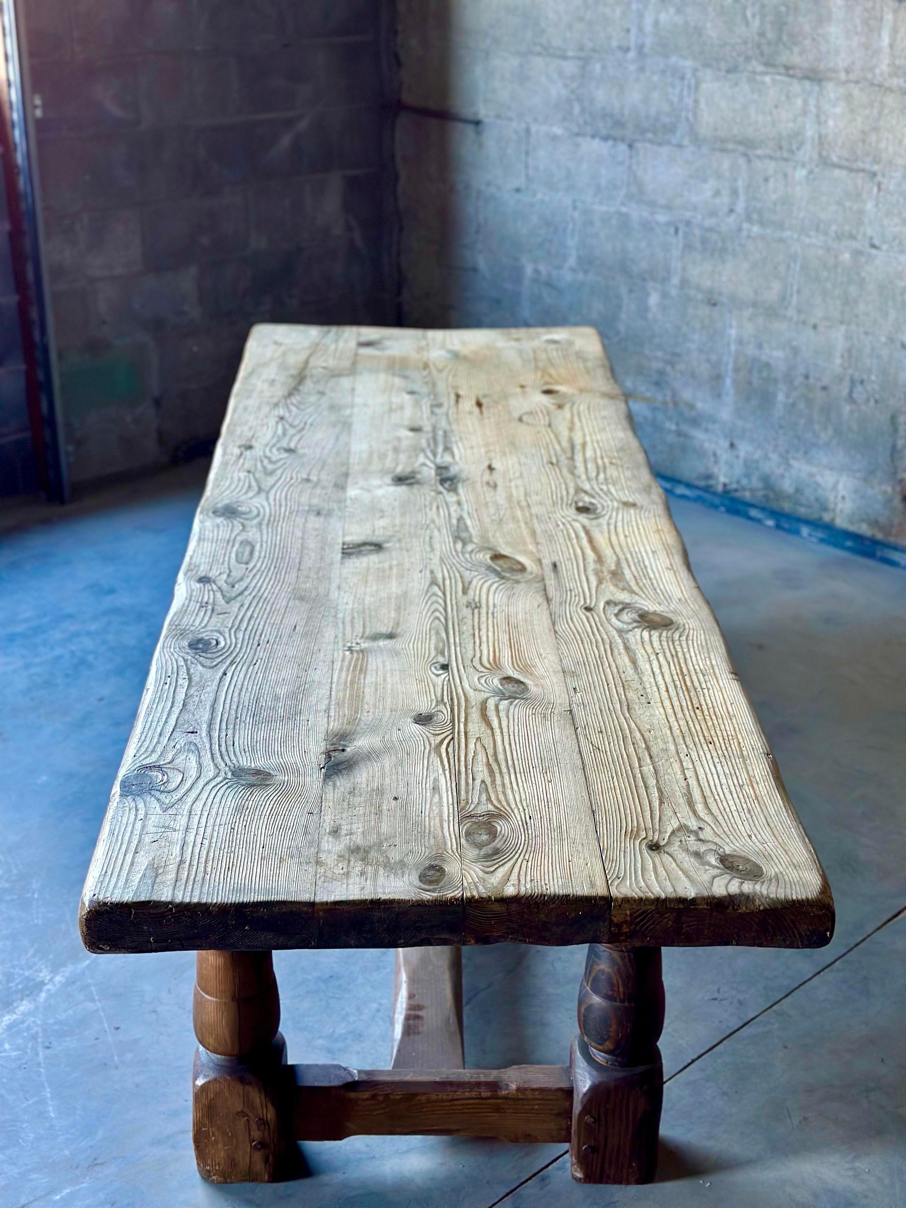 Anglais Table de réfectoire anglaise du 19ème siècle en vente