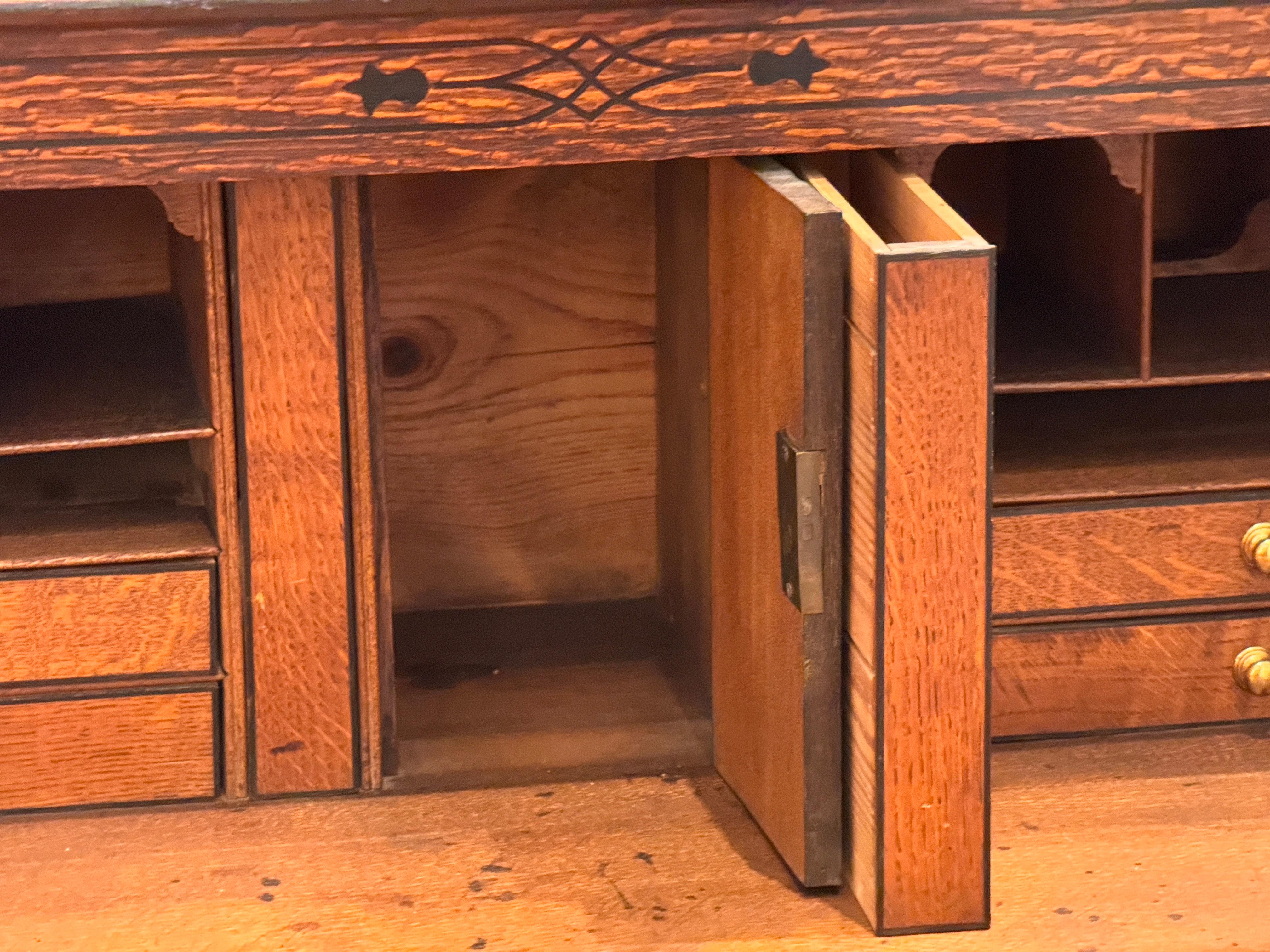 Englischer Eichenholzsekretär des 19. Jahrhunderts im Angebot 7