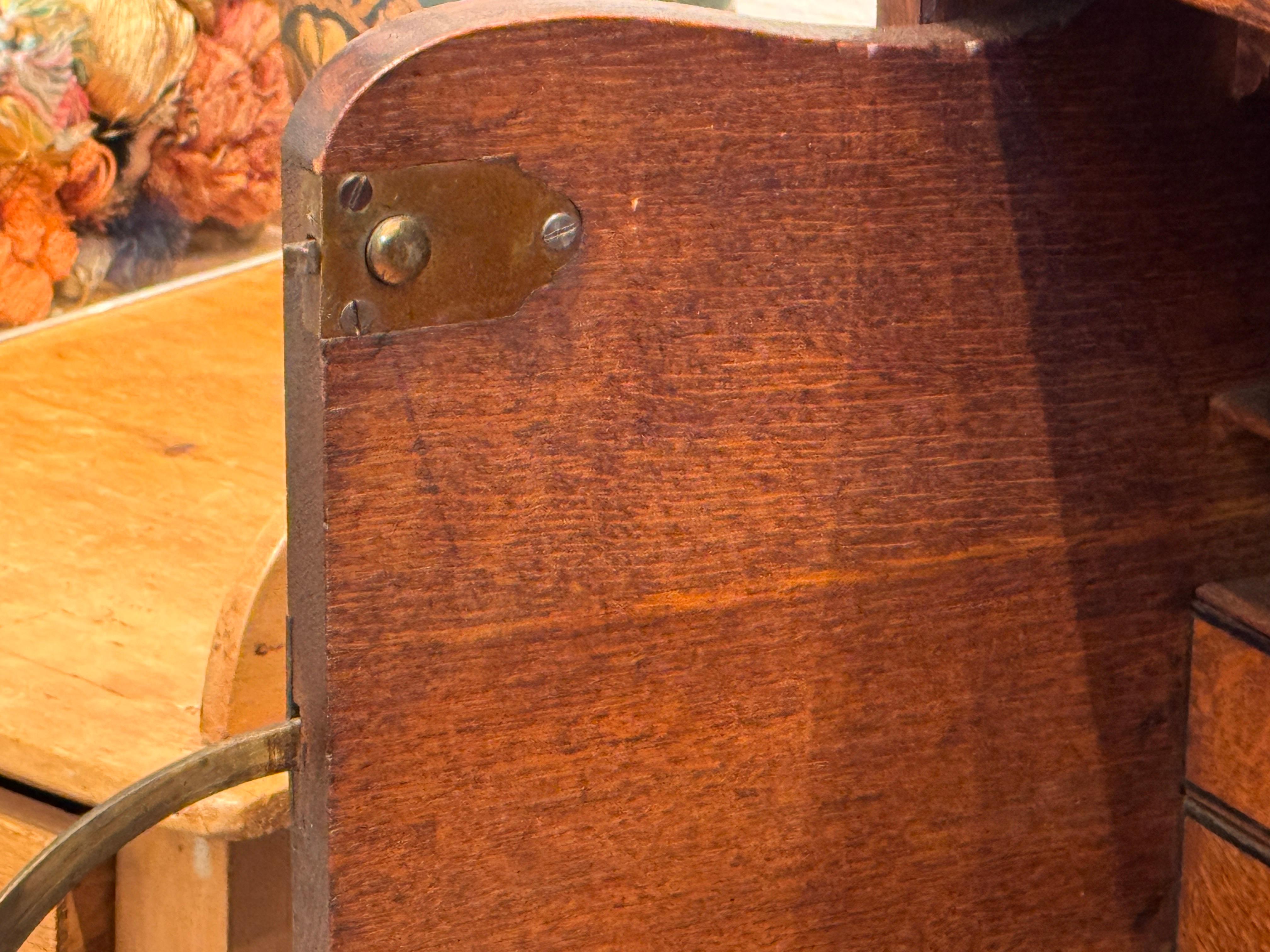 Englischer Eichenholzsekretär des 19. Jahrhunderts im Angebot 9