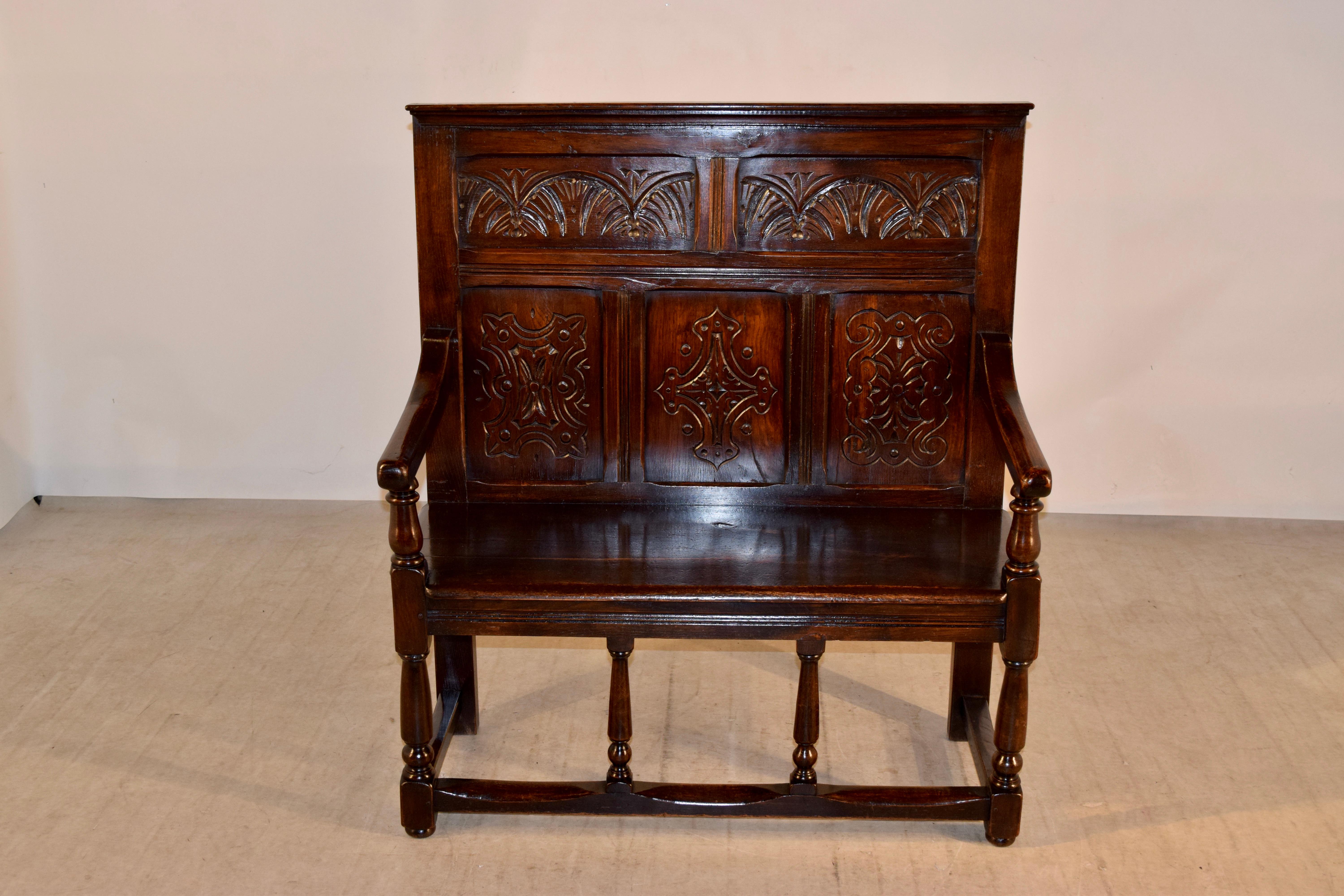 19th Century English Oak Settle In Good Condition In High Point, NC