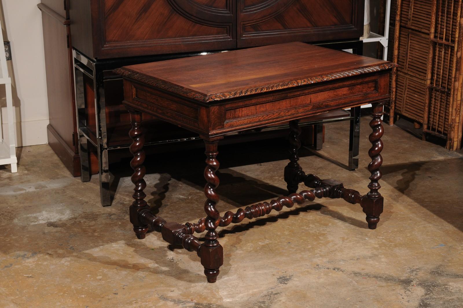 Fatto a mano Tavolino in Oak inglese del XIX secolo Doppi cassetti Maniglie a volpe Barley Twist in vendita