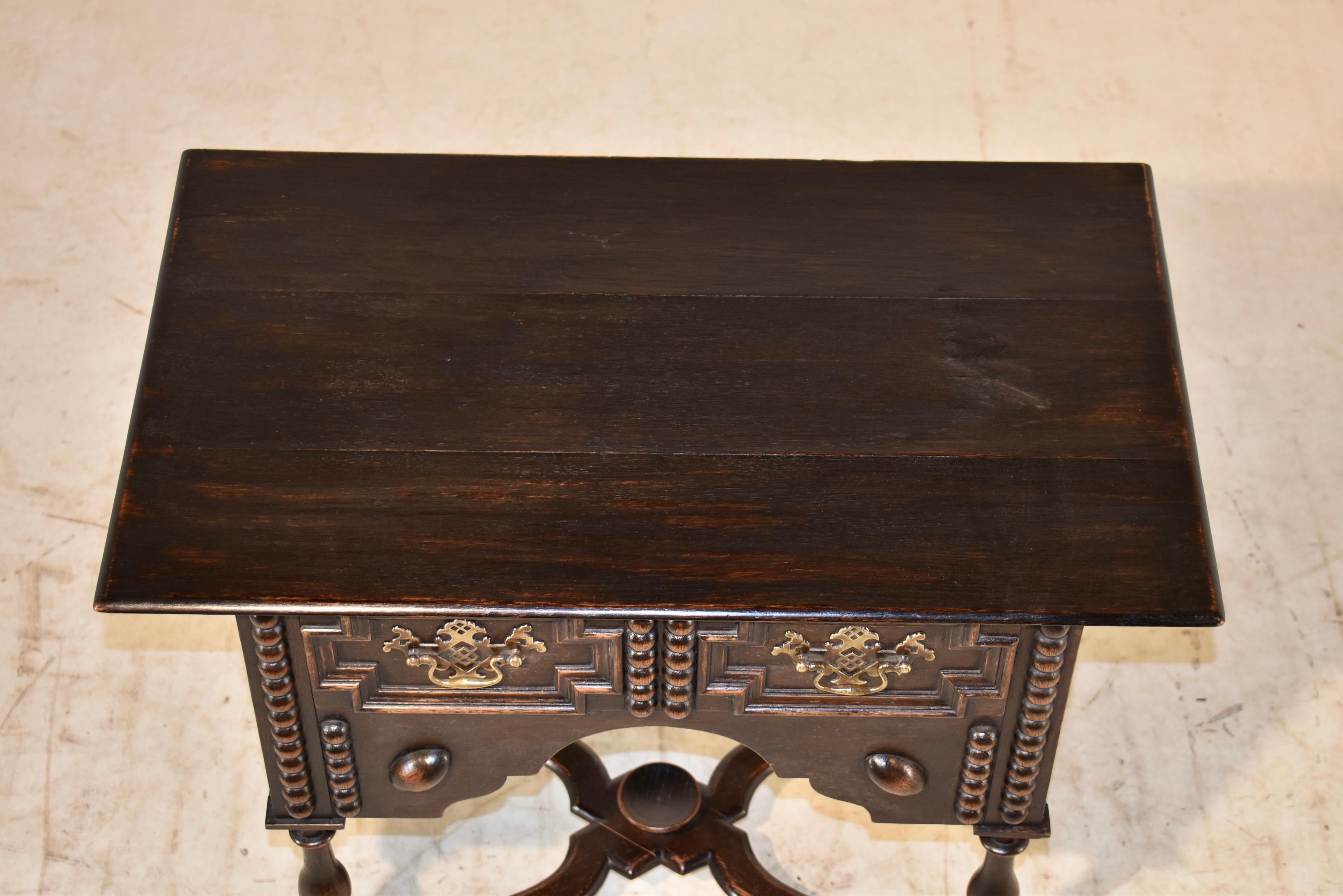 Victorian 19th Century English Oak Side Table For Sale
