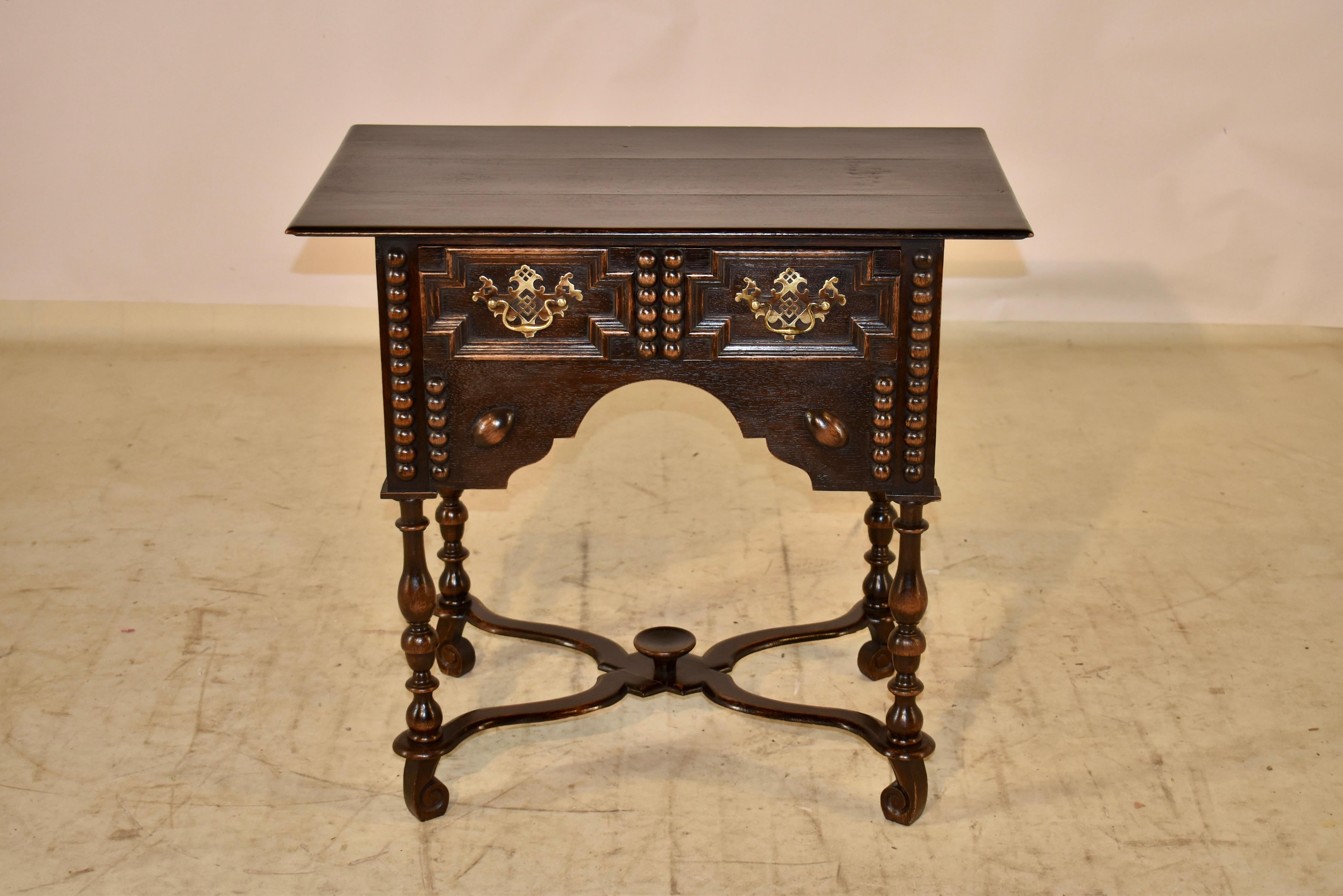 19th Century English Oak Side Table In Good Condition For Sale In High Point, NC