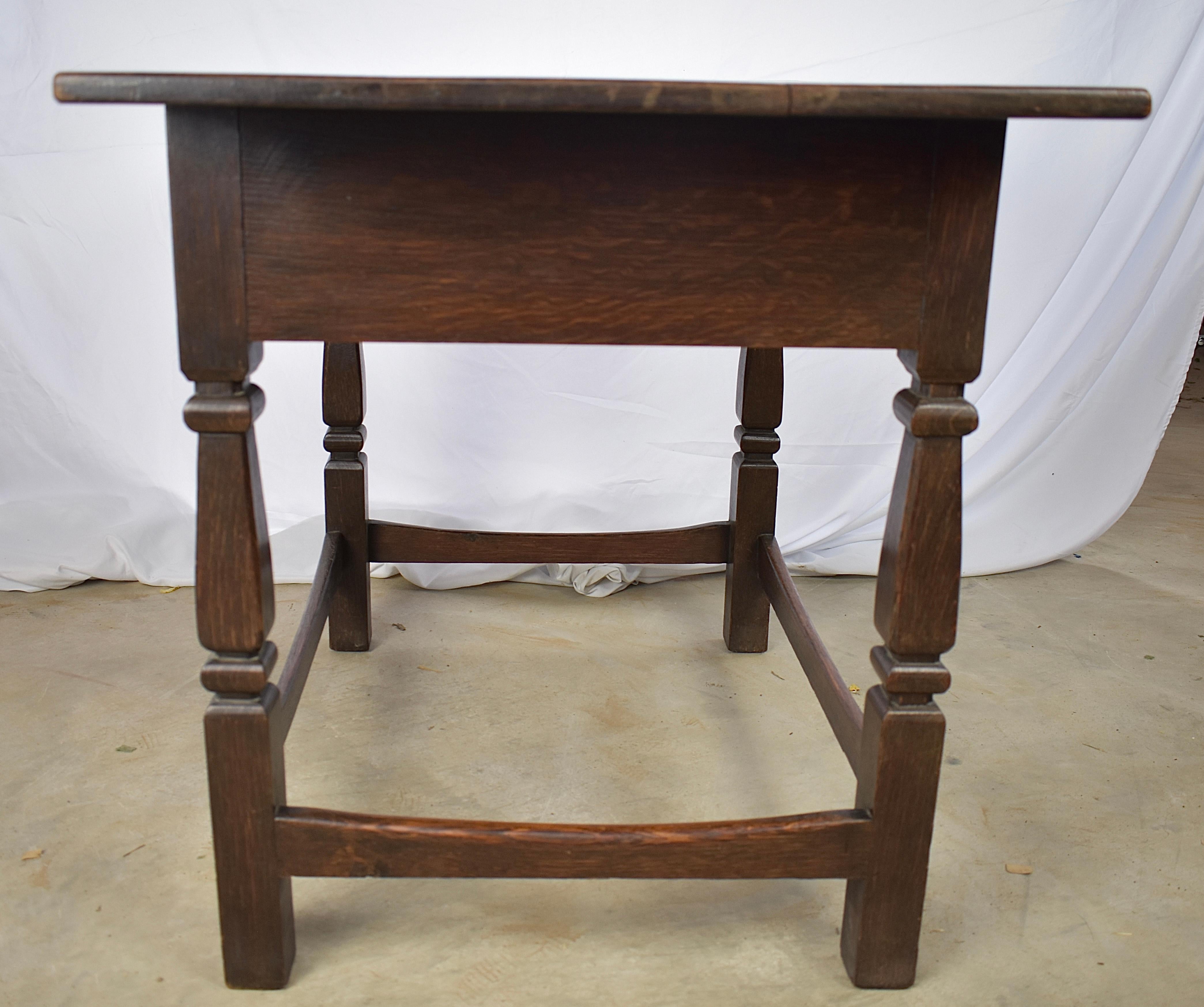 19th Century English Oak Side Table In Good Condition In Carmine, TX