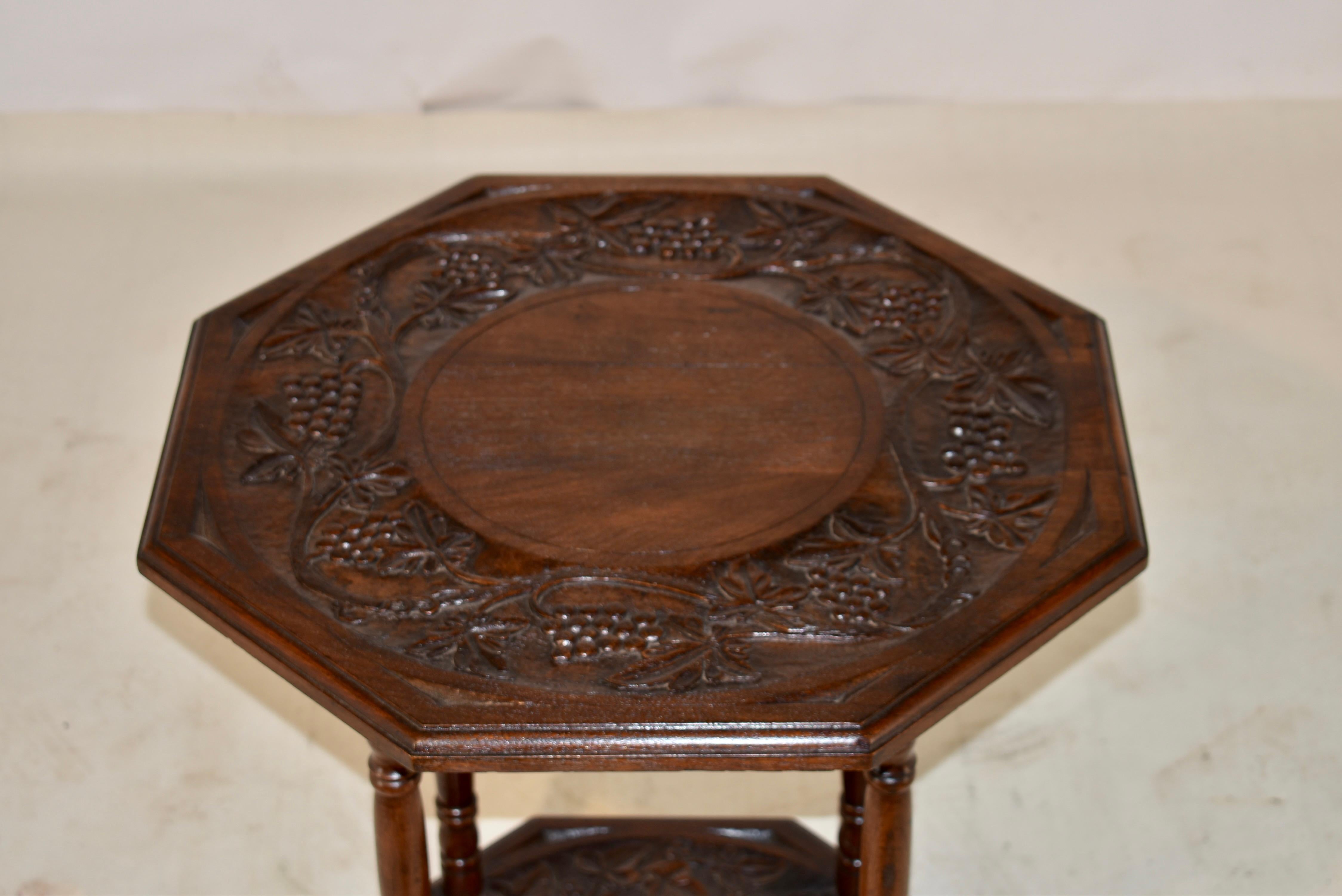19th Century English Oak Side Table For Sale 3