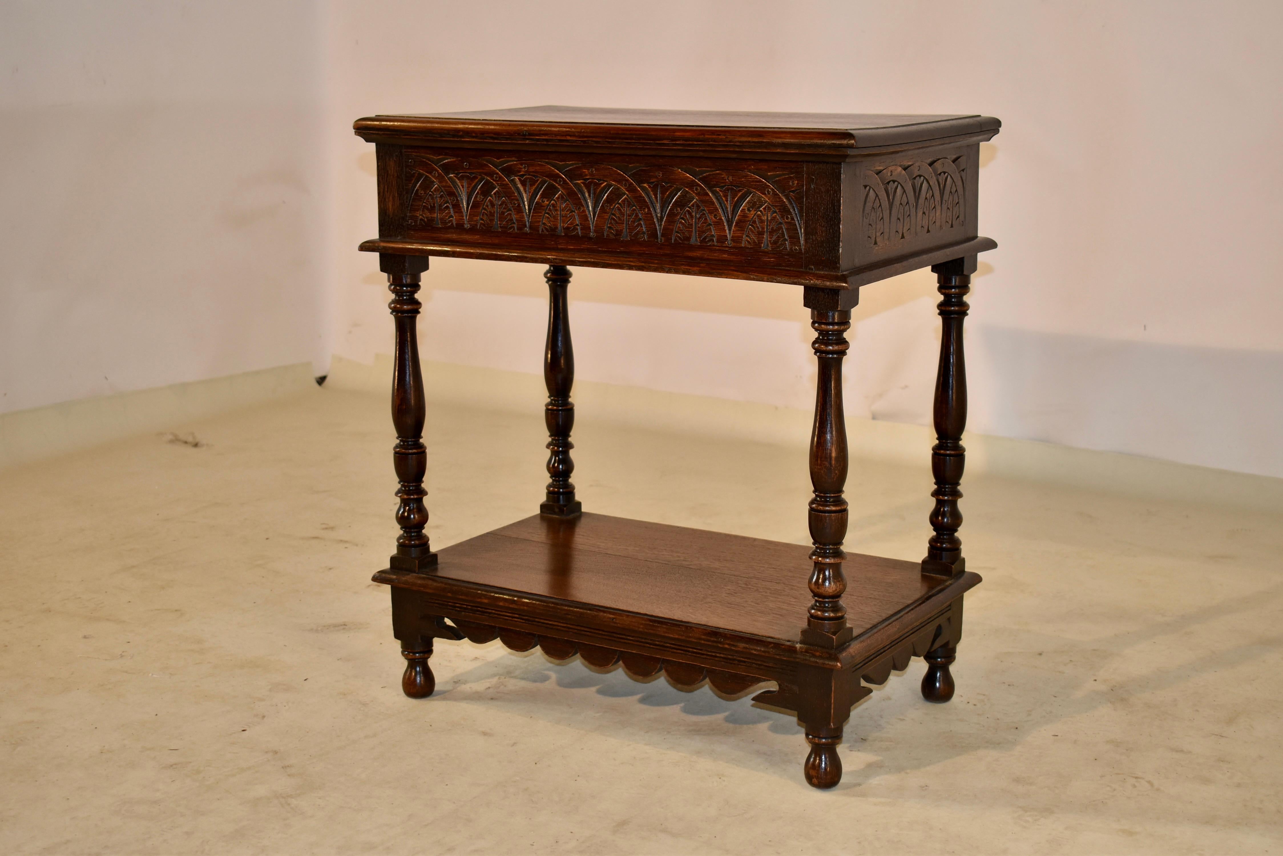19th Century English Oak Side Table with Drawer 1