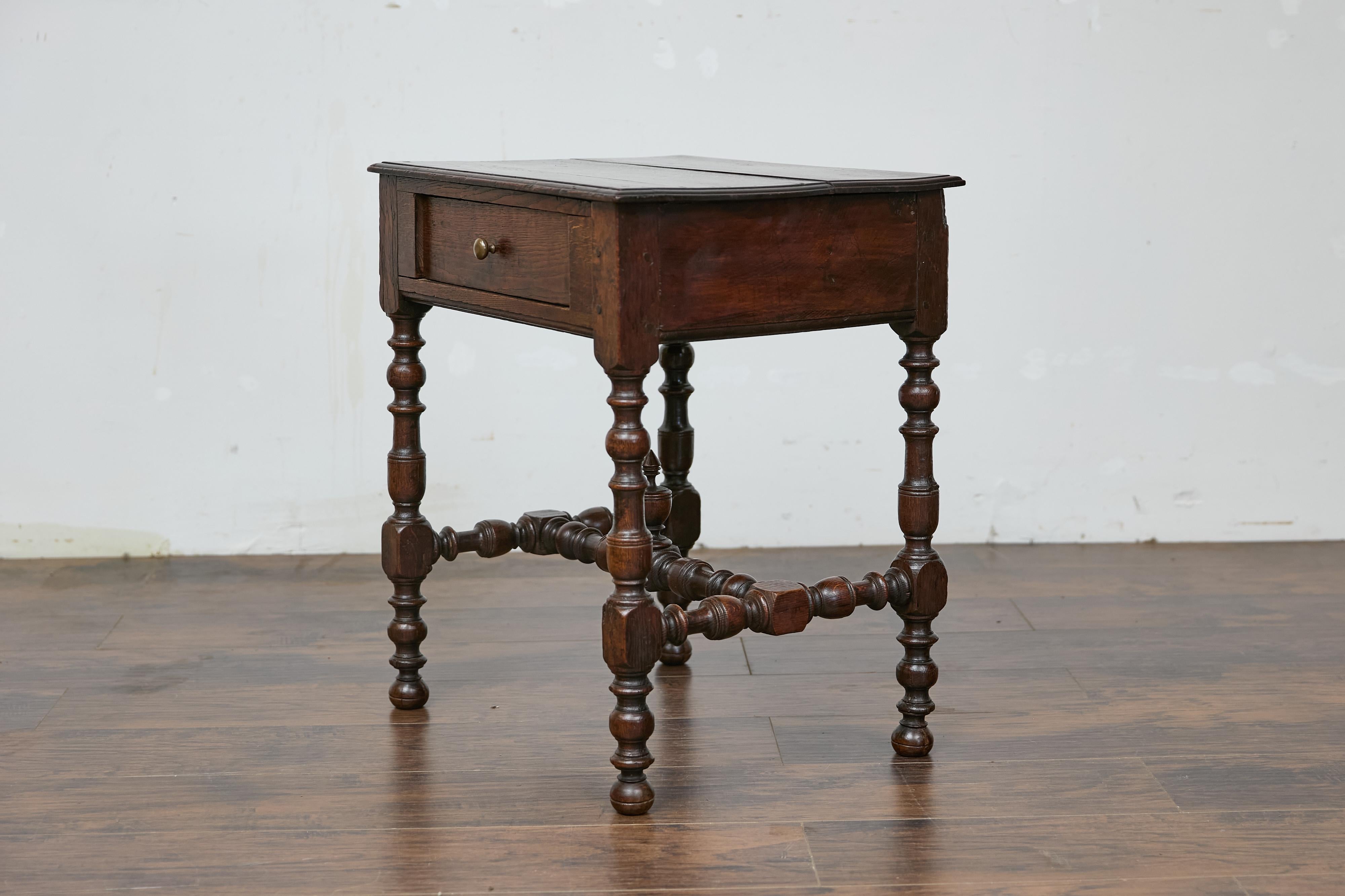 19th Century English Oak Side Table with Lift Top, Drawer, and Turned Legs Bon état - En vente à Atlanta, GA