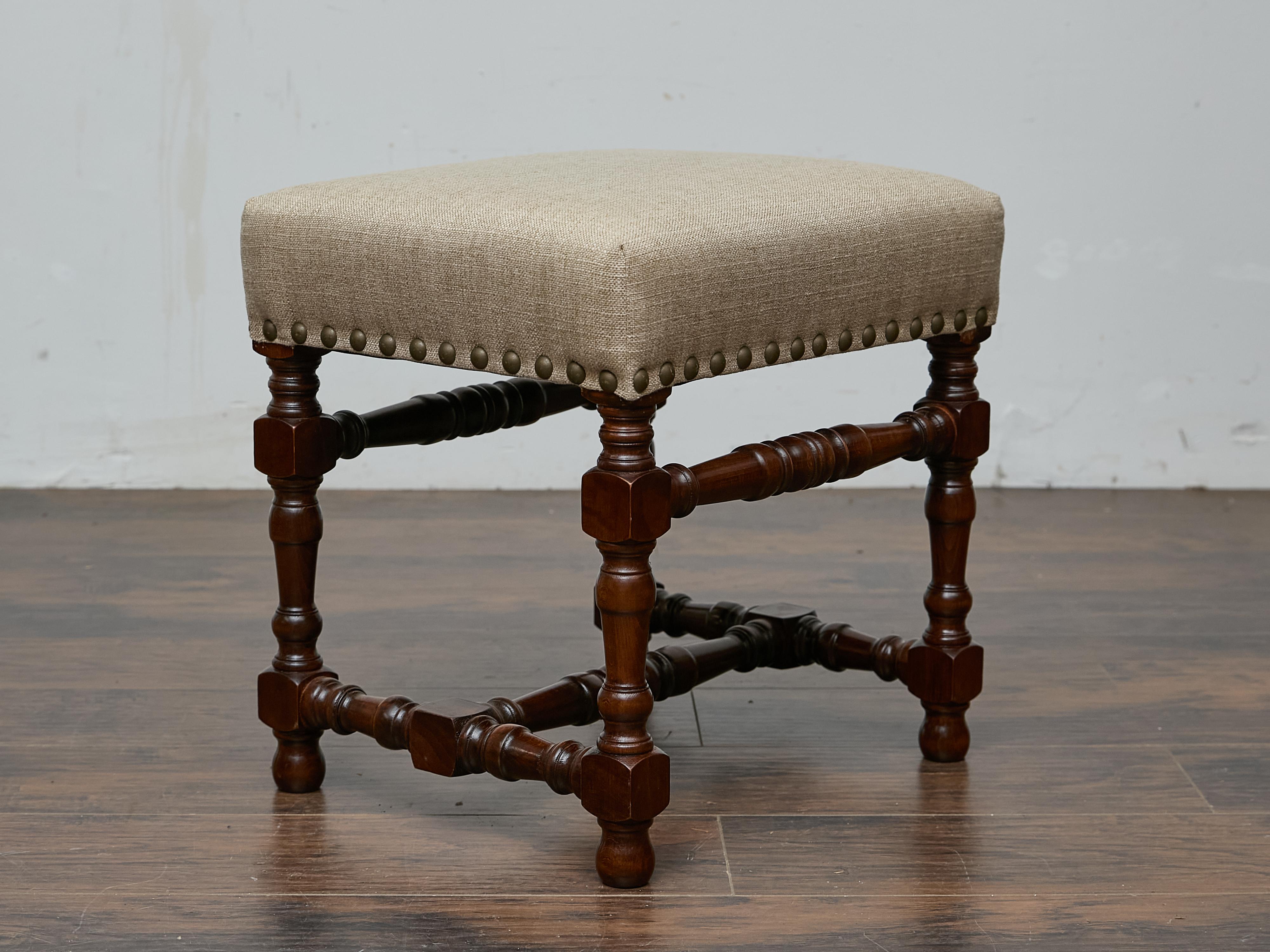 Inglese Sgabello inglese del XIX secolo in Oak con rivestimento in lino personalizzato e gambe tornite in vendita