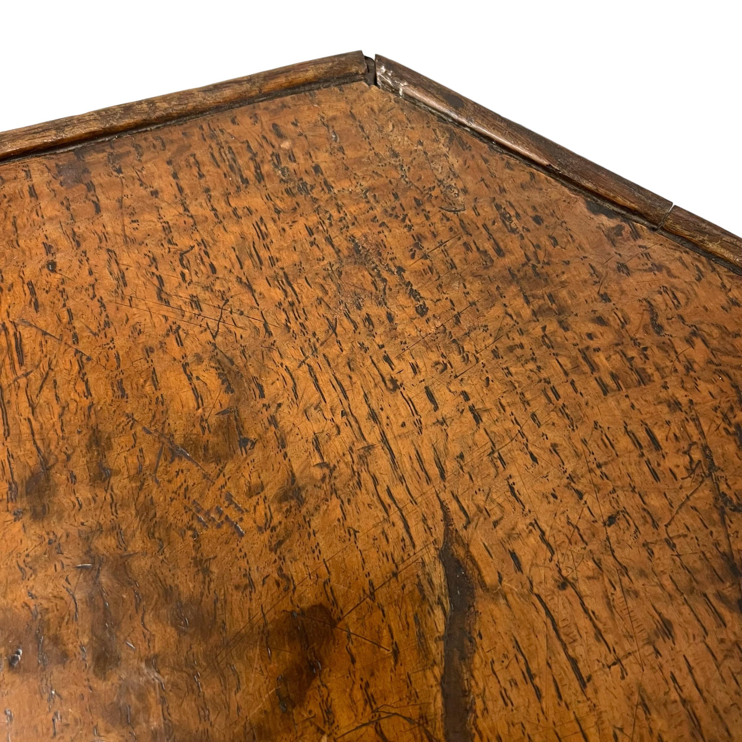 19th Century English Octagonal Cricket Table 1