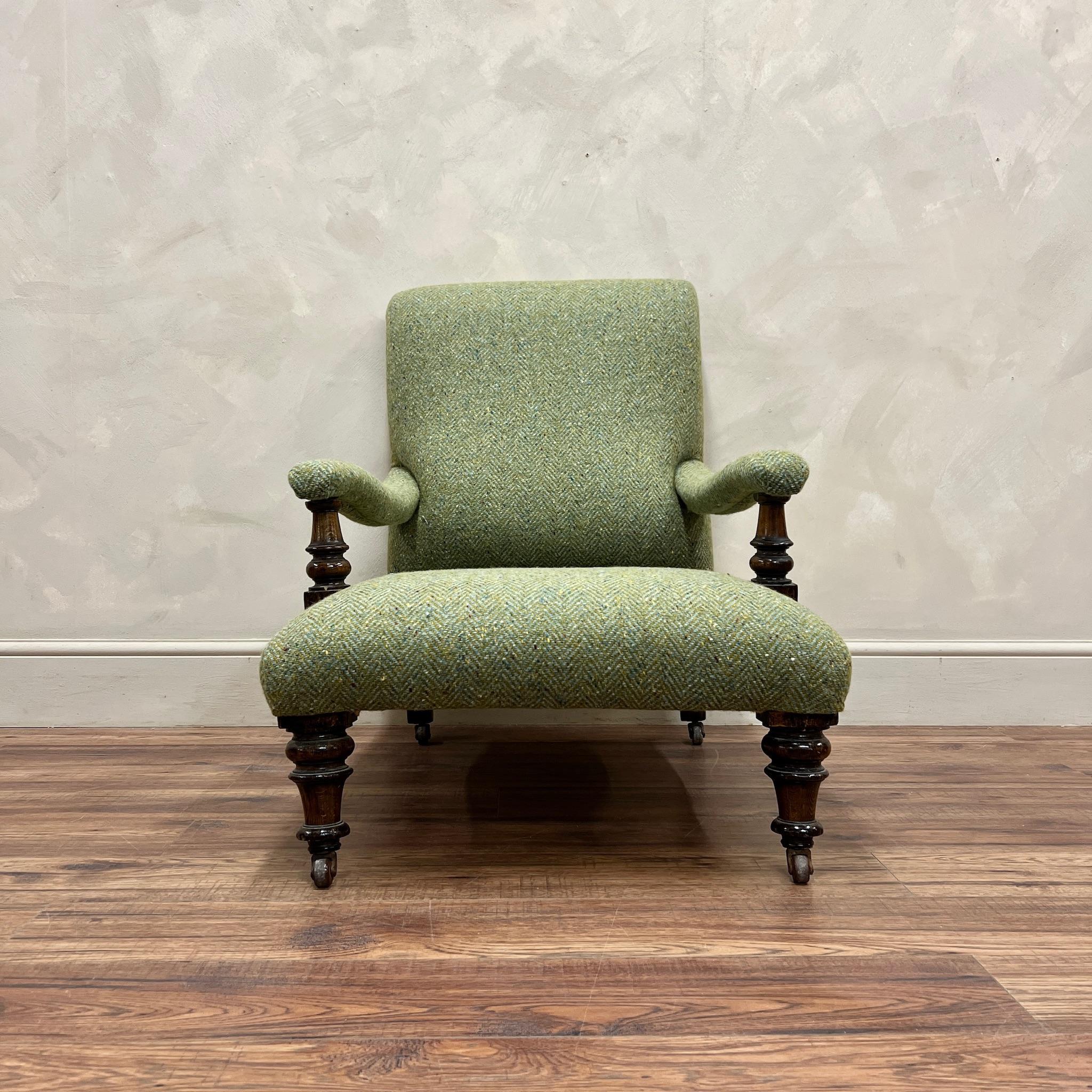 19th Century English Open Arm Library Chair Upholstered In Wool In Excellent Condition In Southampton, GB