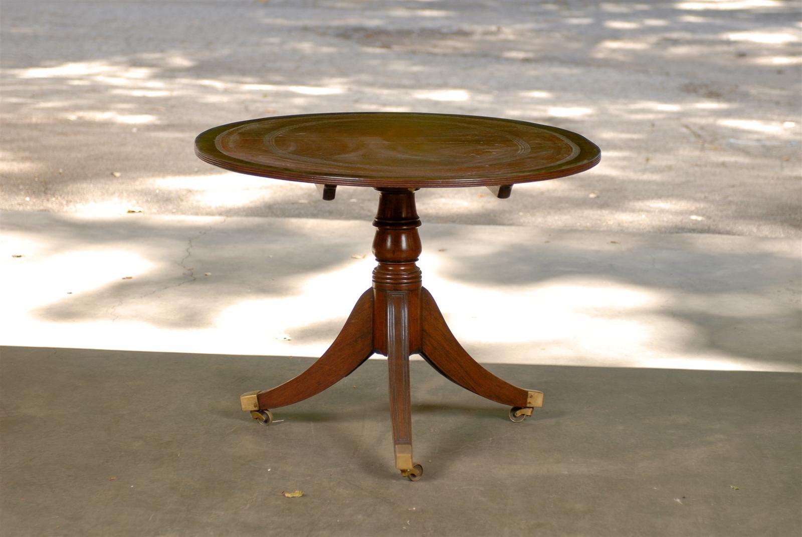 19th Century English Oval Breakfast Table with Red Leather Top In Good Condition For Sale In Atlanta, GA