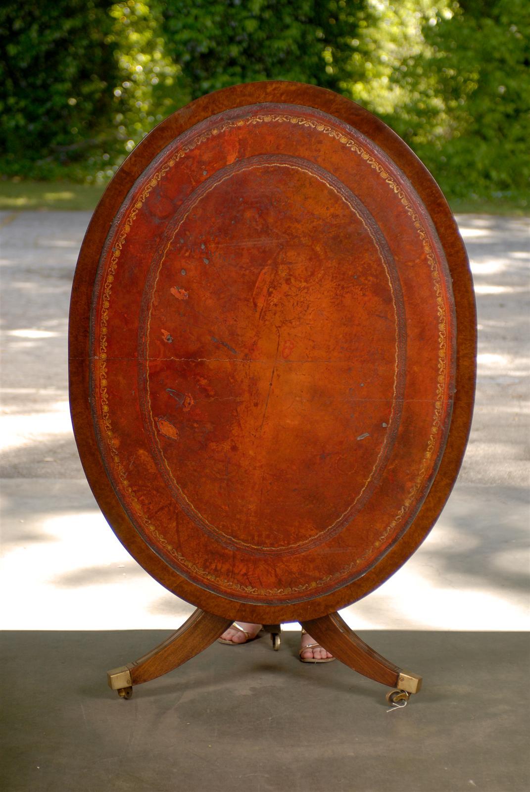 19th Century English Oval Breakfast Table with Red Leather Top For Sale 1