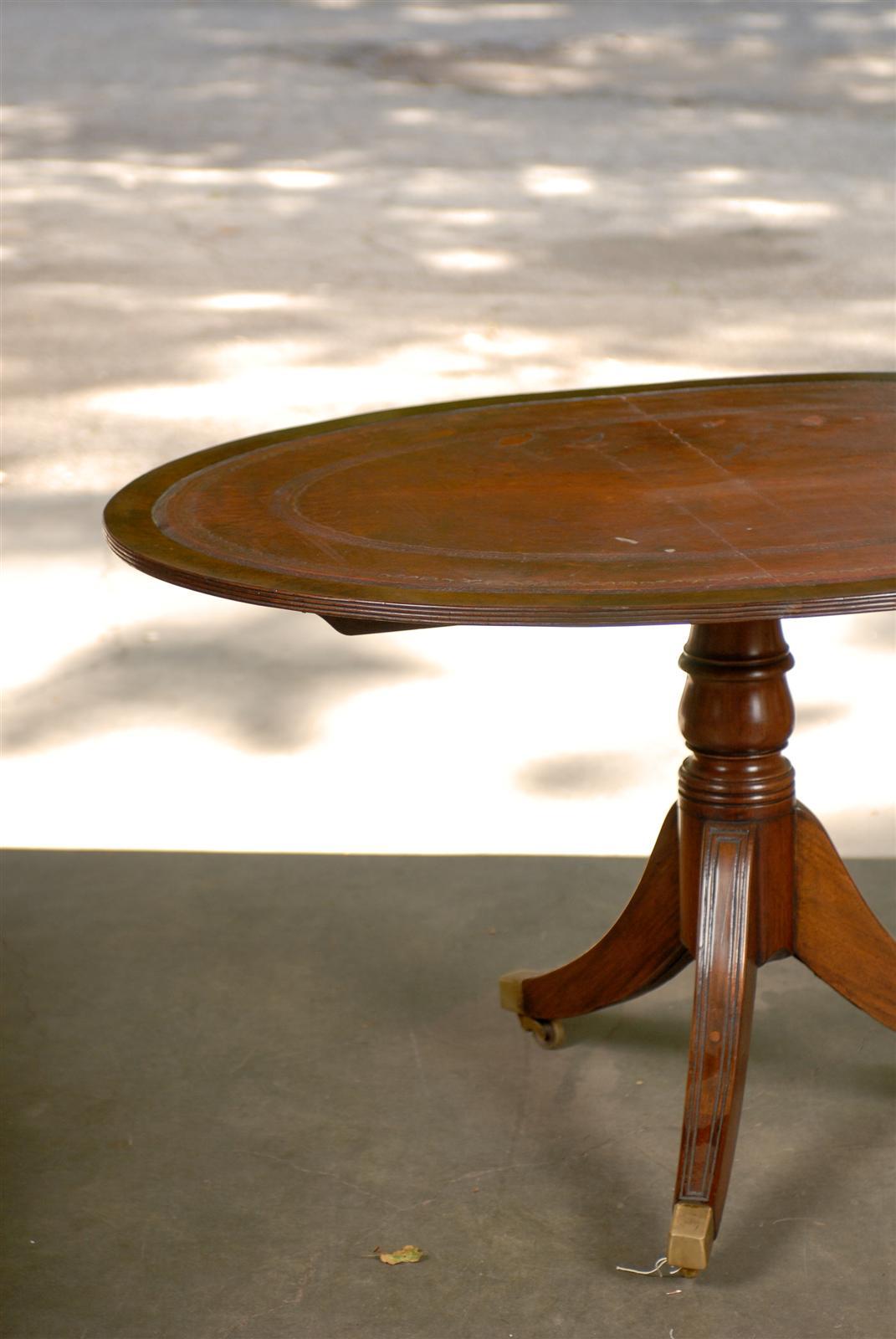 19th Century English Oval Breakfast Table with Red Leather Top For Sale 3