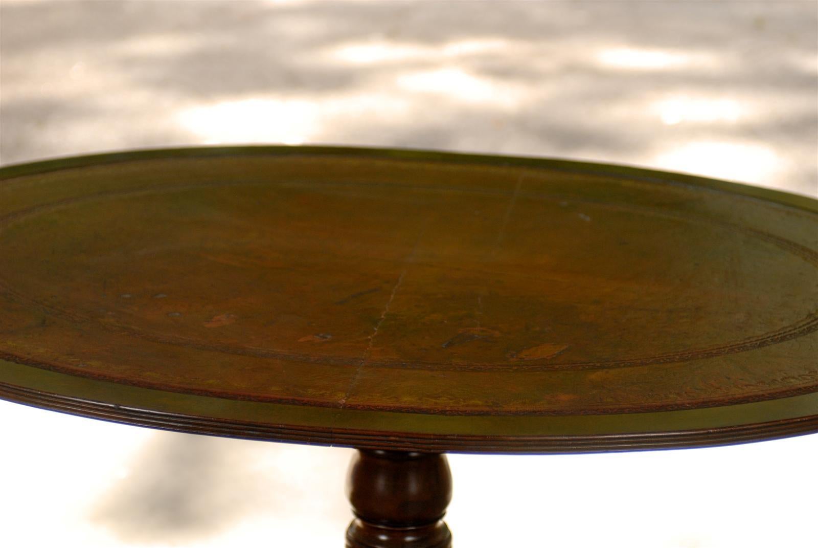 19th Century English Oval Breakfast Table with Red Leather Top For Sale 6