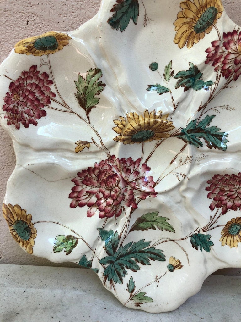Victorian 19th Century English Oyster Plate with Flowers Adderley For Sale