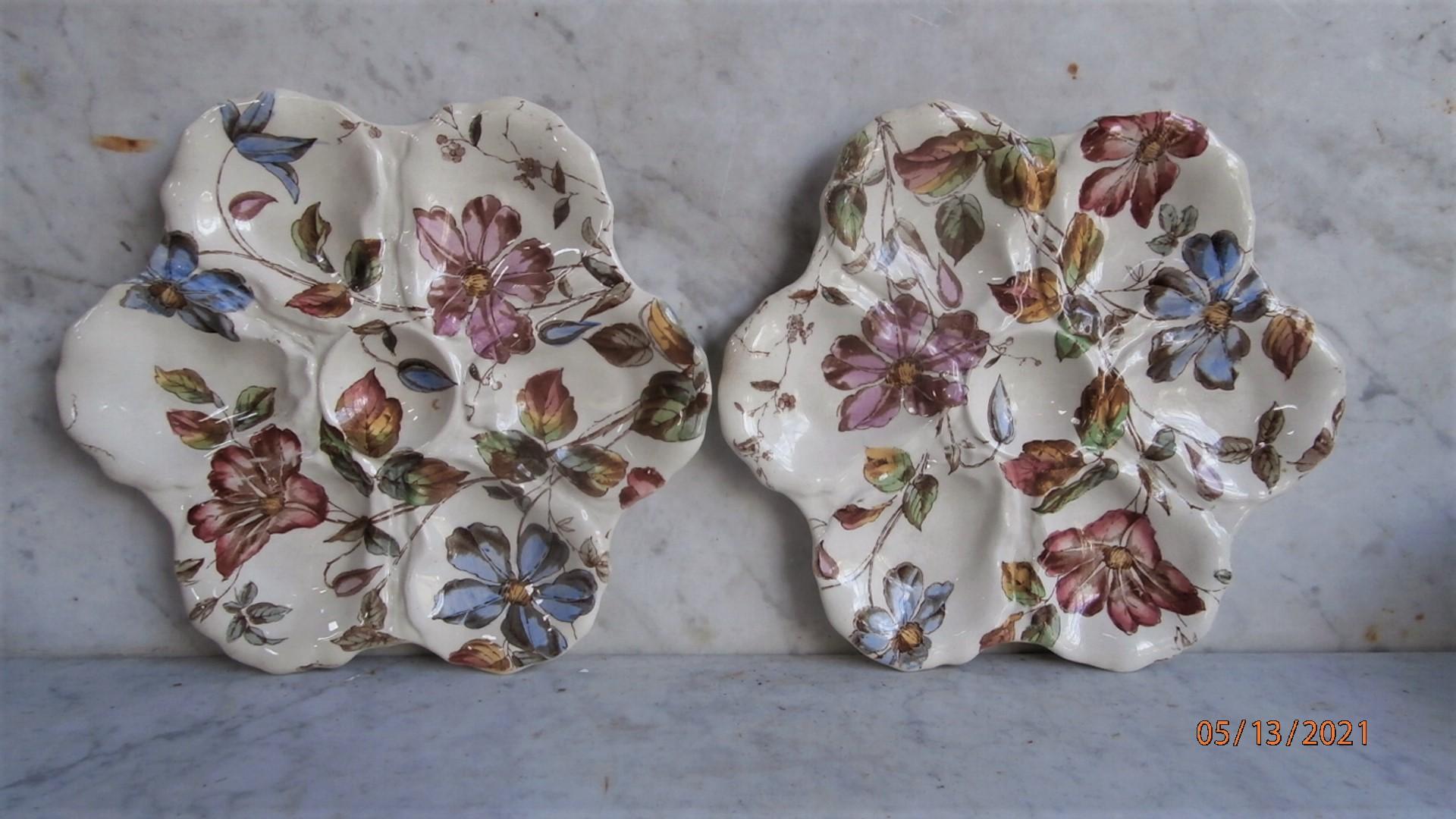 Aesthetic Movement 19th Century English Majolica Oyster Plate with Flowers Adderley