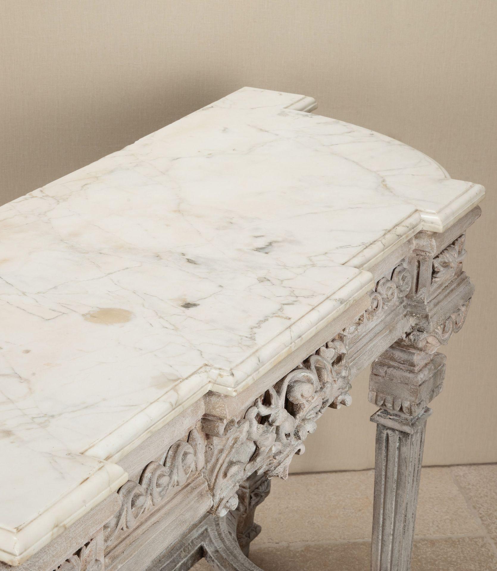Anglais Table console peinte anglaise du 19ème siècle en vente