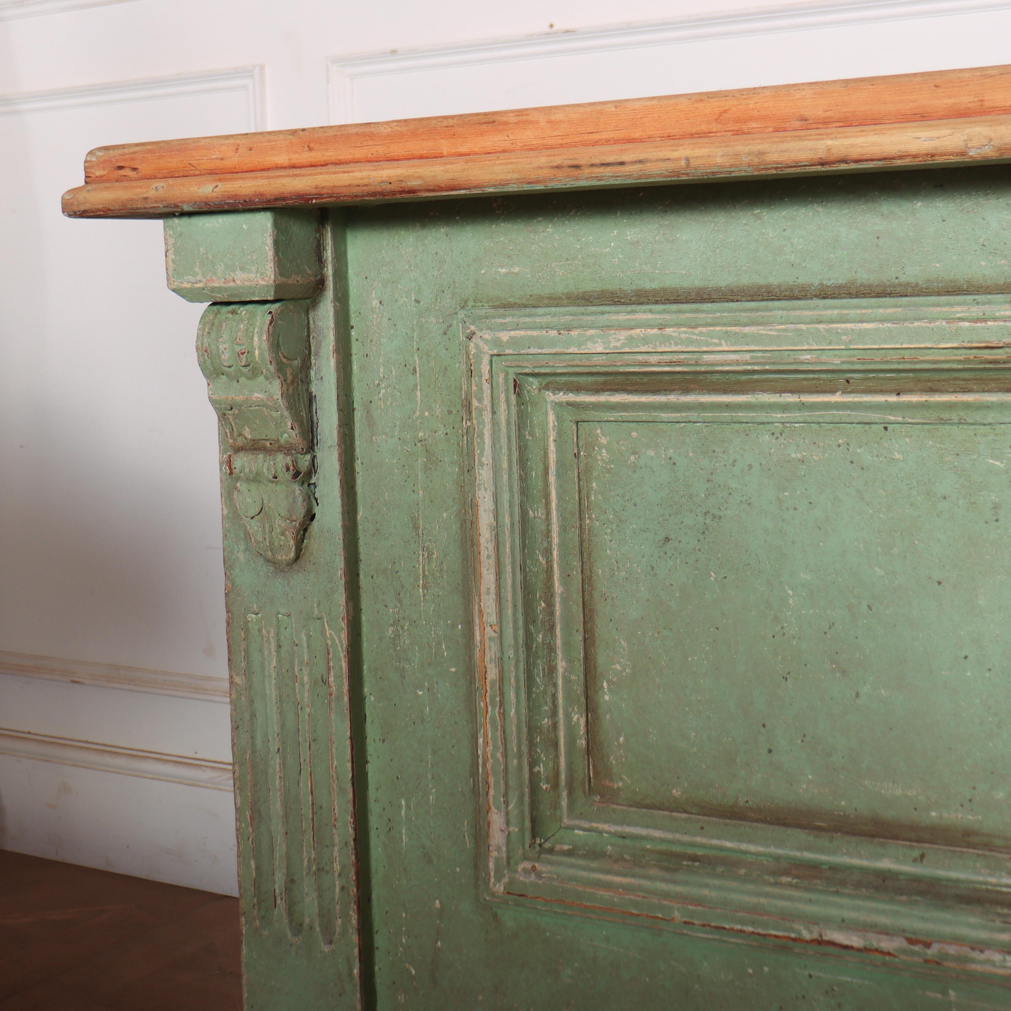 Englischer bemalter Ladentisch des 19. Jahrhunderts im Angebot 9