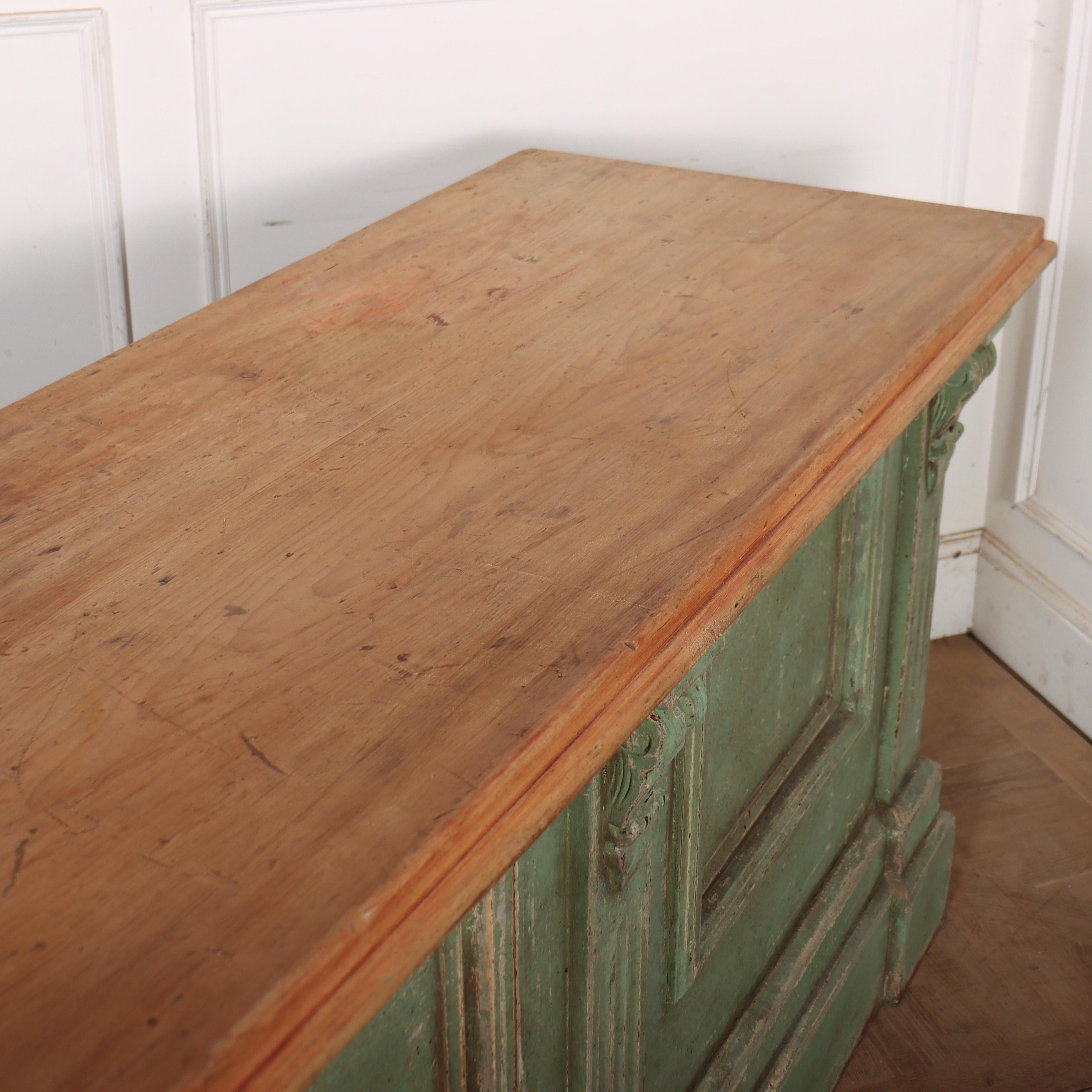 Englischer bemalter Ladentisch des 19. Jahrhunderts im Angebot 12