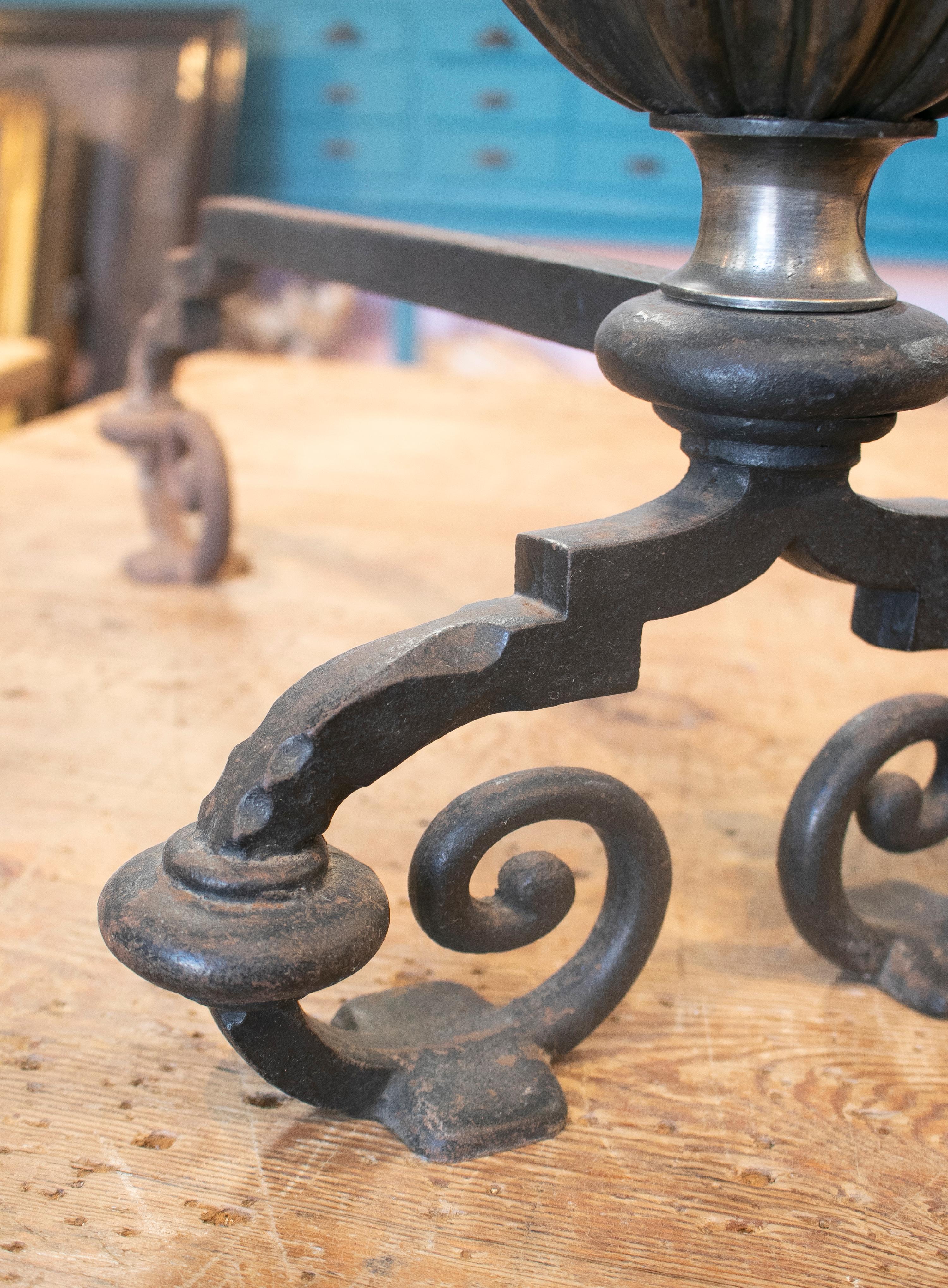 19th Century English Pair of Bronze and Iron Fireplace Andiron Firedogs For Sale 7
