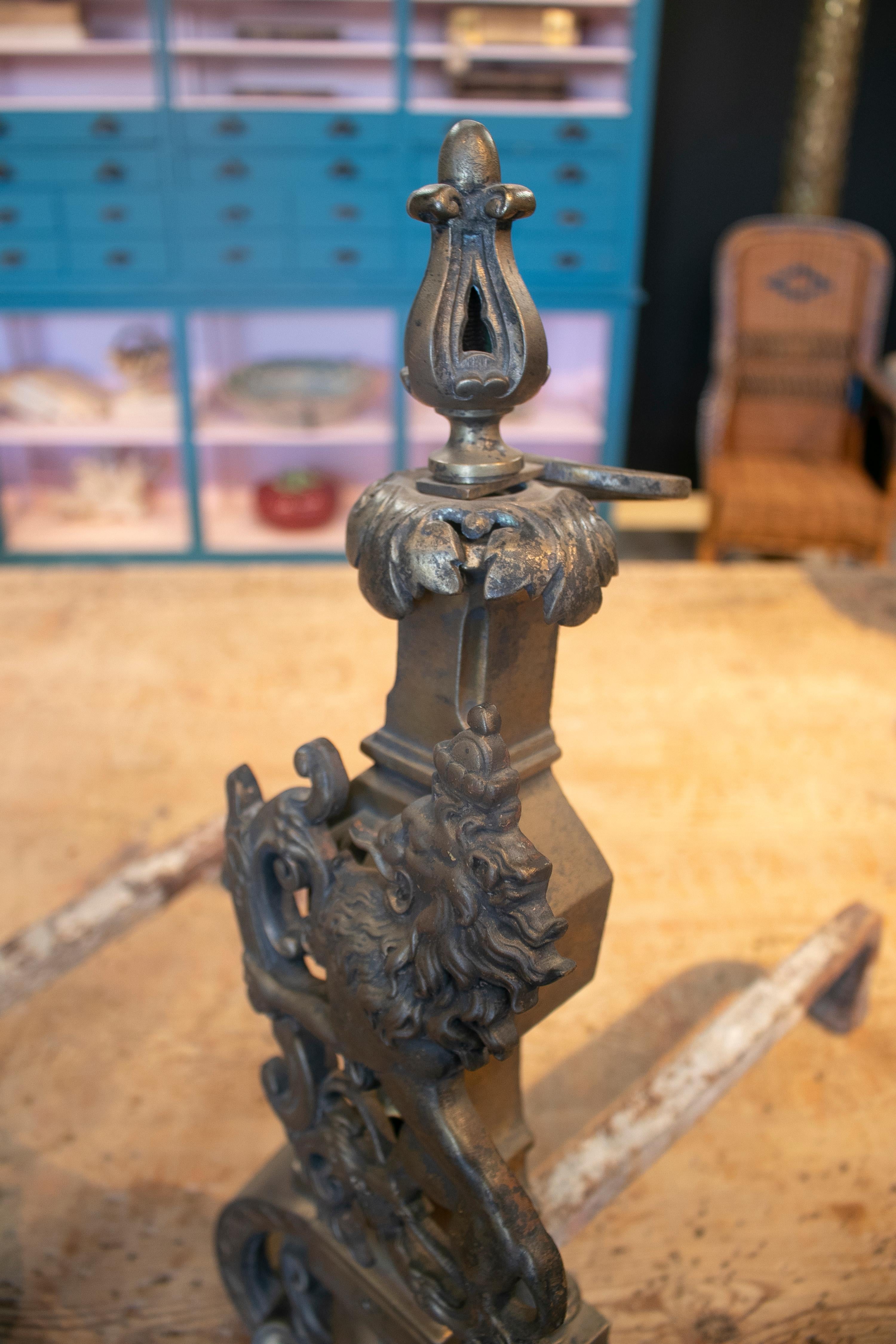 Paire de chenets de cheminée en bronze du 19ème siècle anglais en vente 10