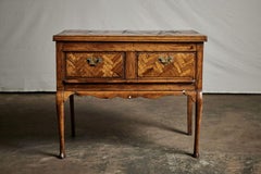 Table d'appoint basse en chêne avec parqueterie anglaise du 19ème siècle