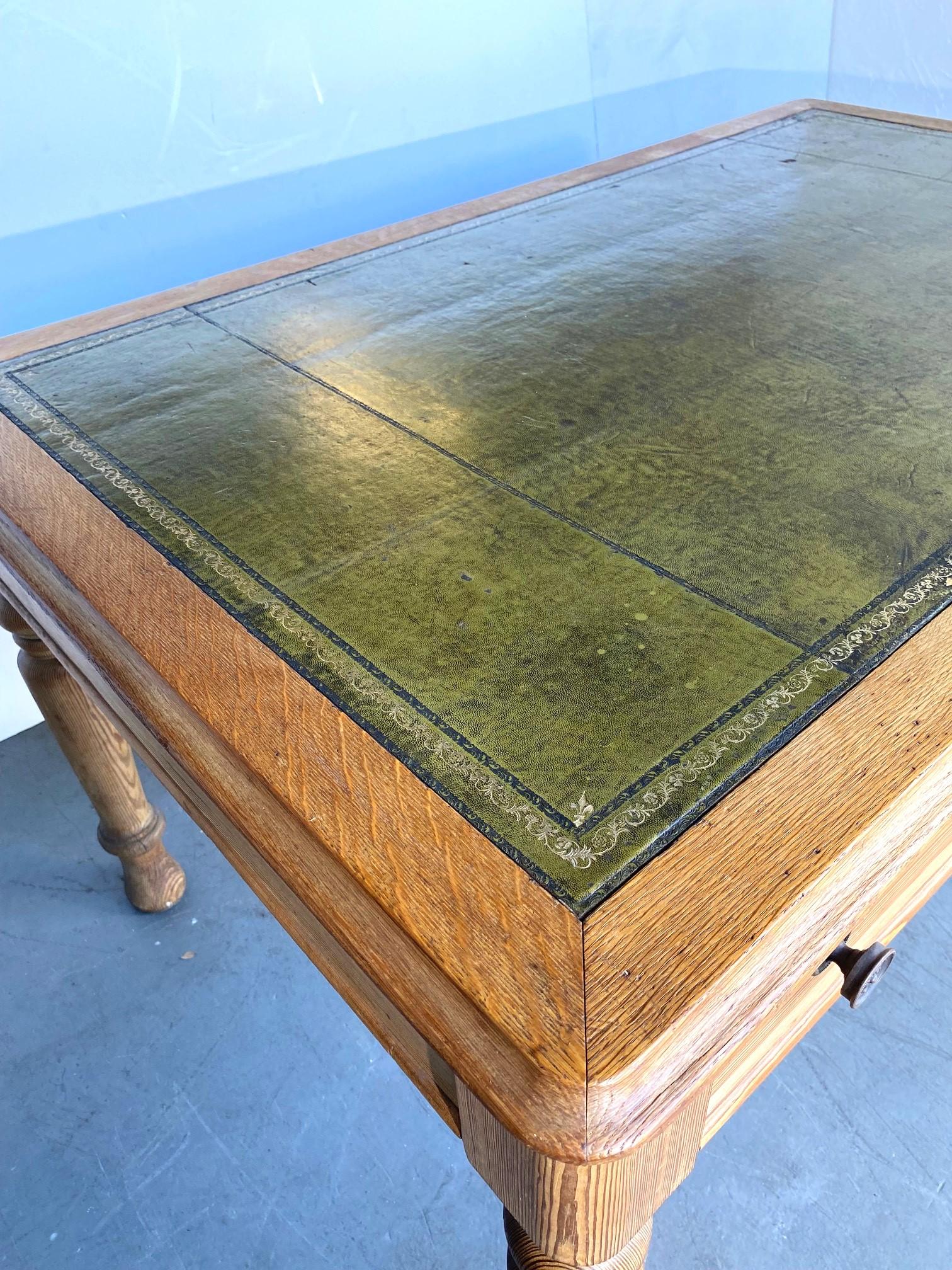 19th Century English Partner Desk In Good Condition For Sale In Pomona, CA