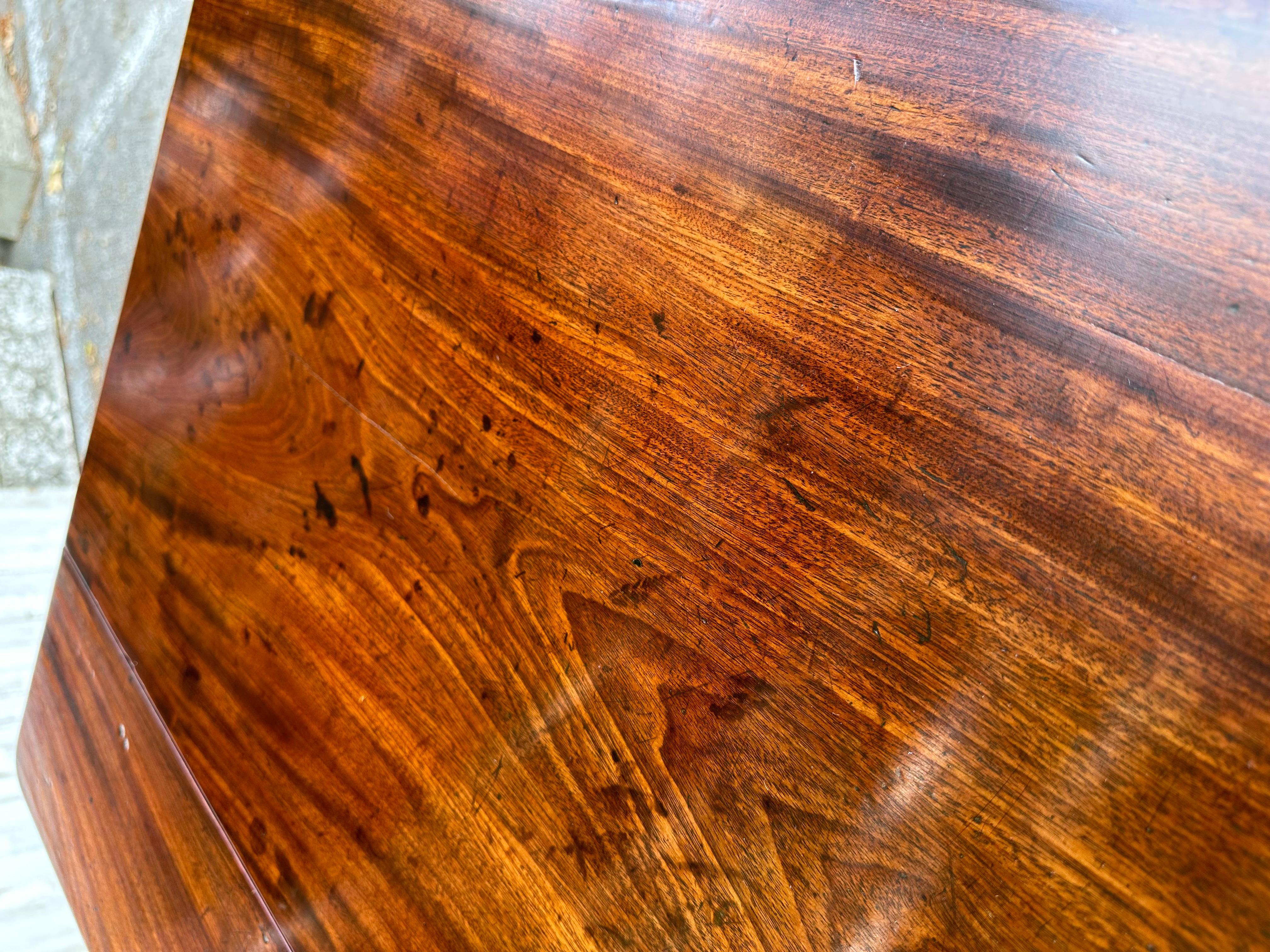 Mesa inglesa Pembroke del siglo XIX en venta 4