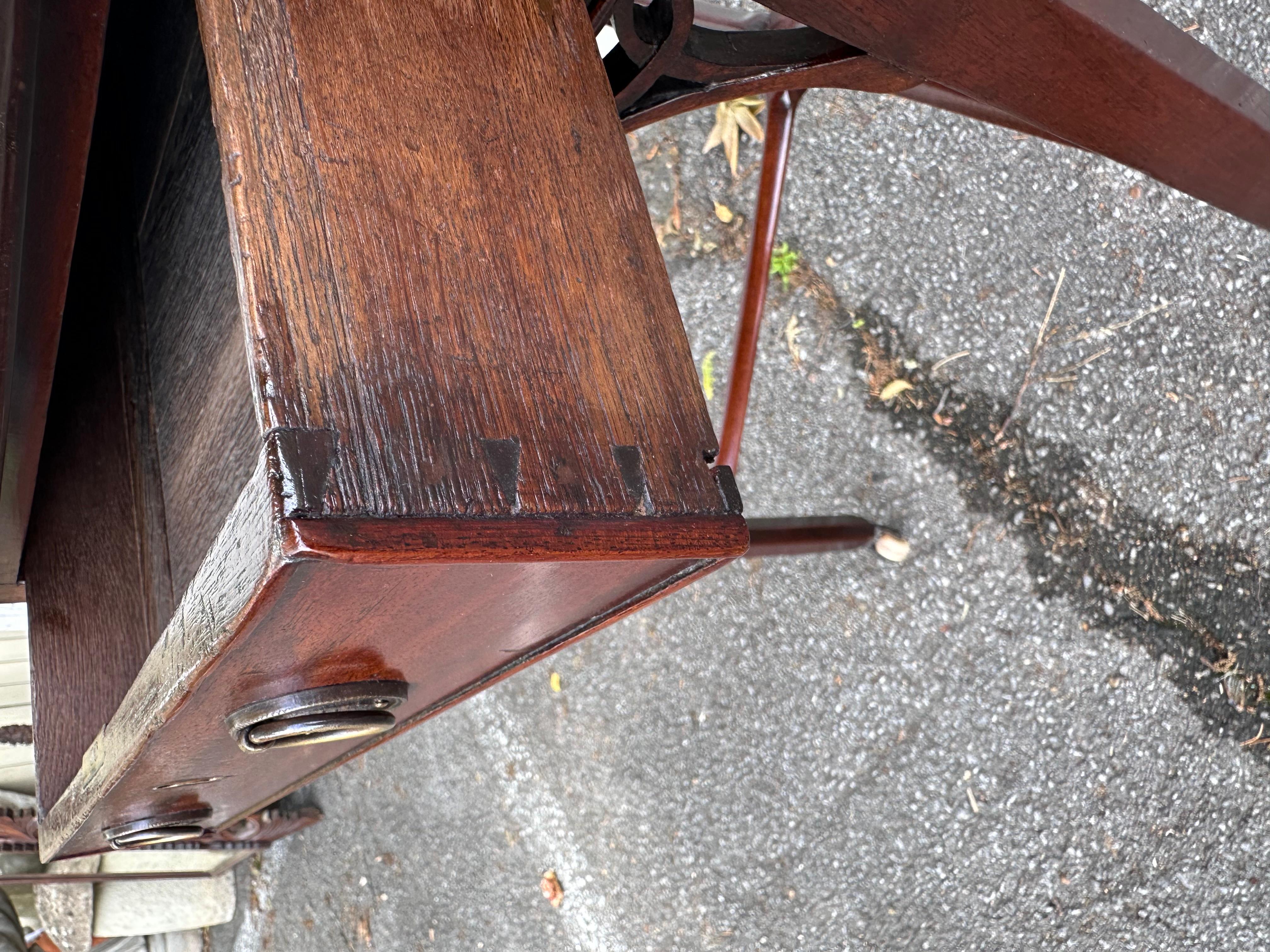 Mesa inglesa Pembroke del siglo XIX Fines del siglo XIX en venta