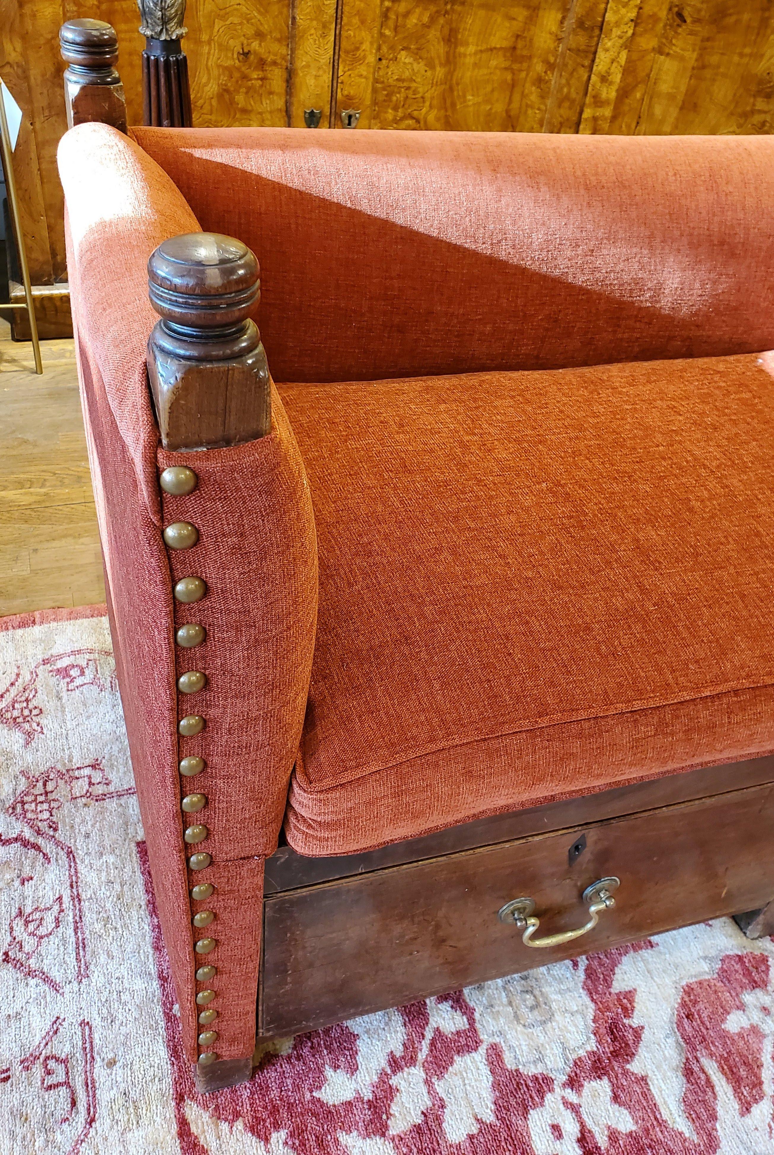 19th Century English Oak Bench with Three Drawers and Persimmon Upholstery In Good Condition For Sale In Middleburg, VA