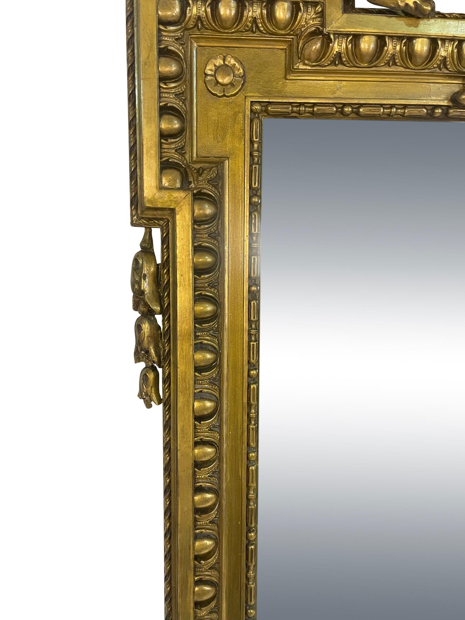 19th Century English Pier Mirror Decorated with Lions Head and Figural Griffins In Good Condition For Sale In Essex, MA