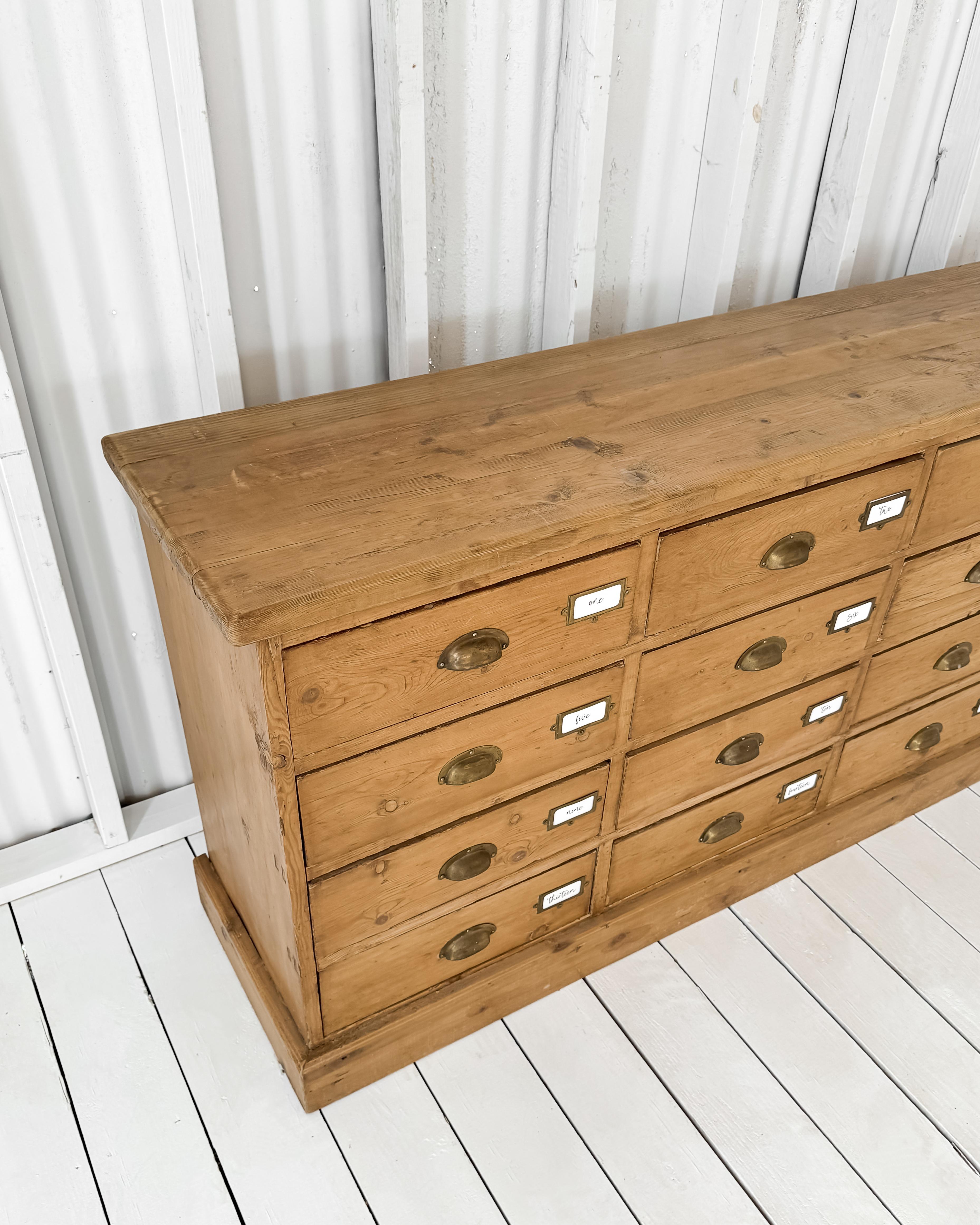 19th Century English Pine 16-Drawer Sorting Cabinet 4