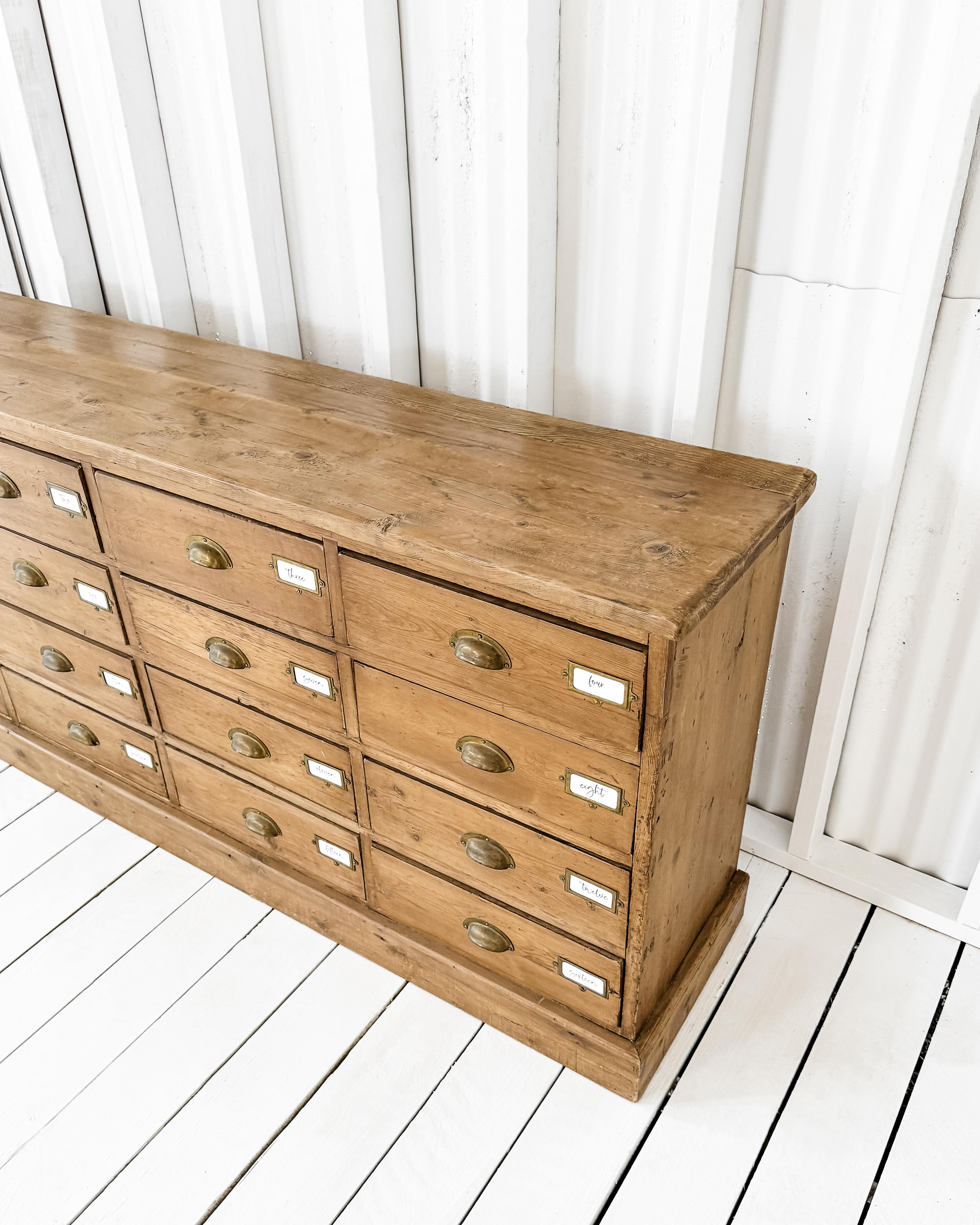 19th Century English Pine 16-Drawer Sorting Cabinet 5