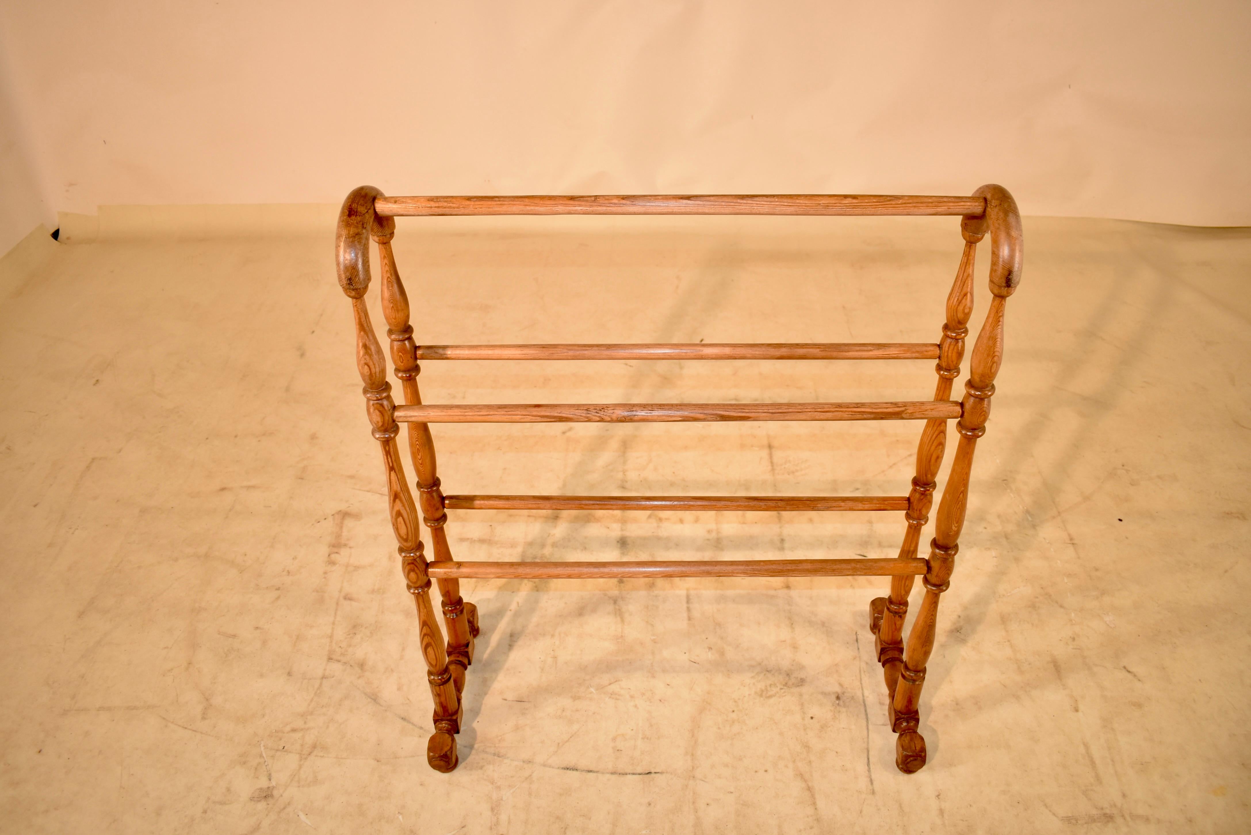 19th Century English Pine Blanket Stand 2