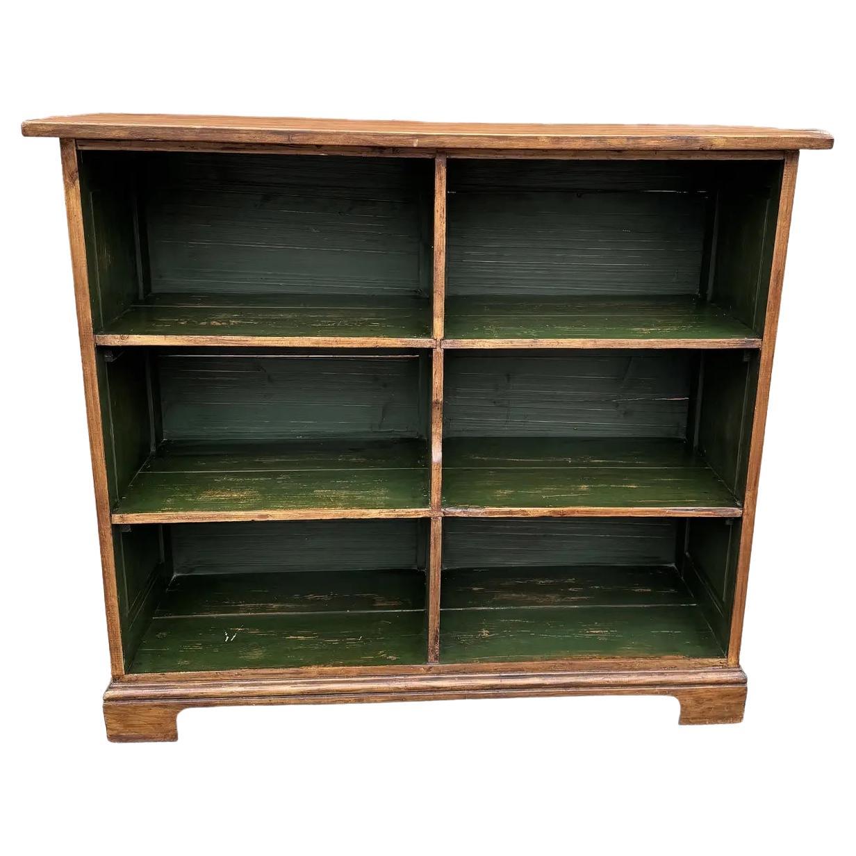 Libreria inglese in pino del XIX secolo in vendita