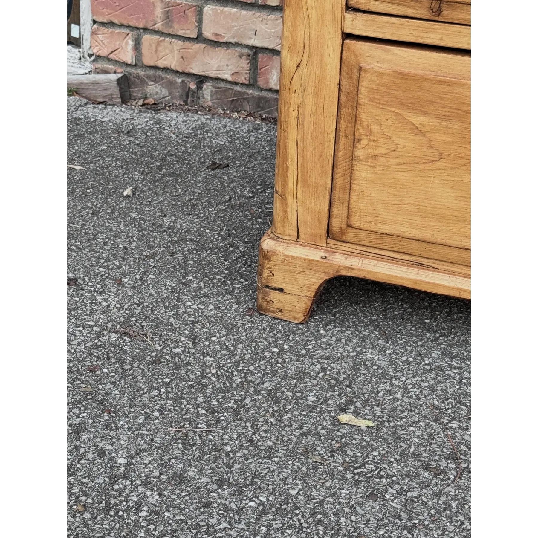 19th Century English Pine Chest Drawers In Good Condition For Sale In Nashville, TN