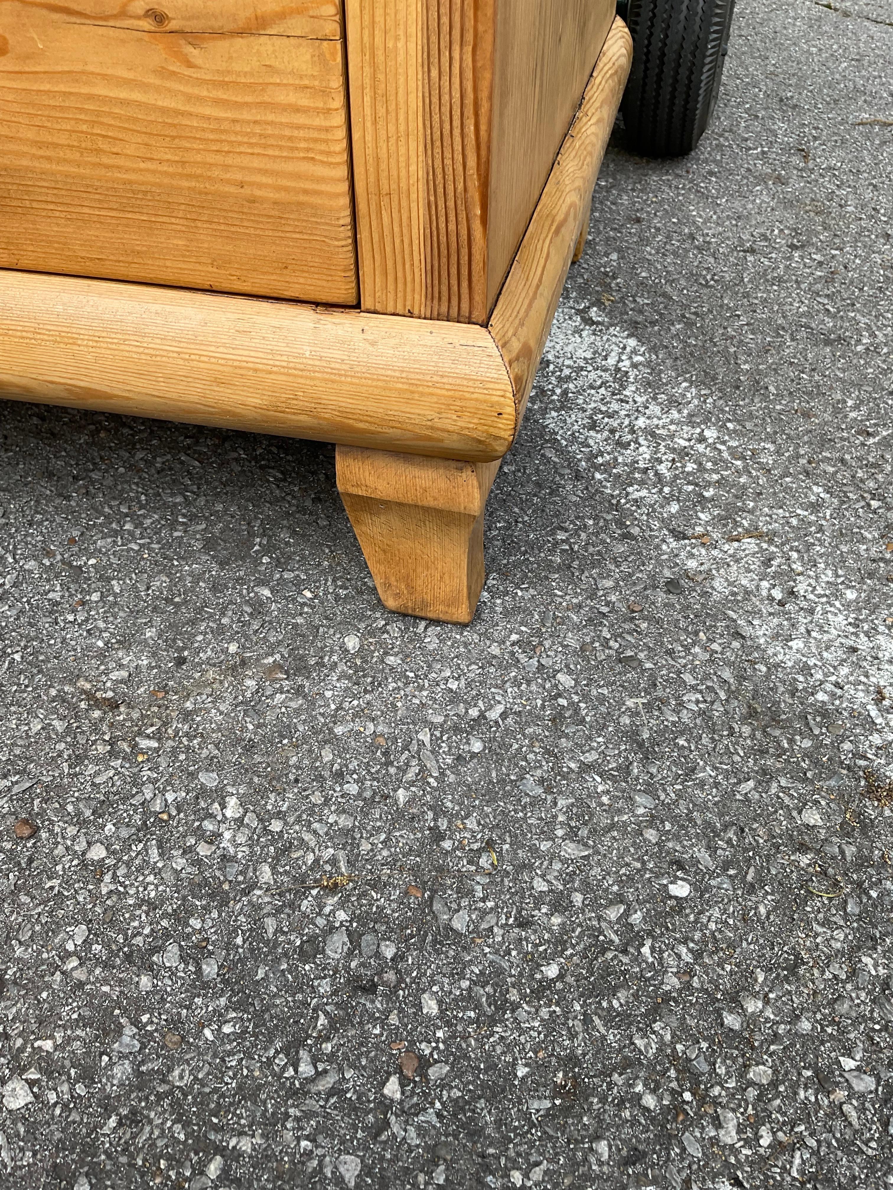 Cassapanca inglese in pino del XIX secolo In condizioni buone in vendita a Nashville, TN