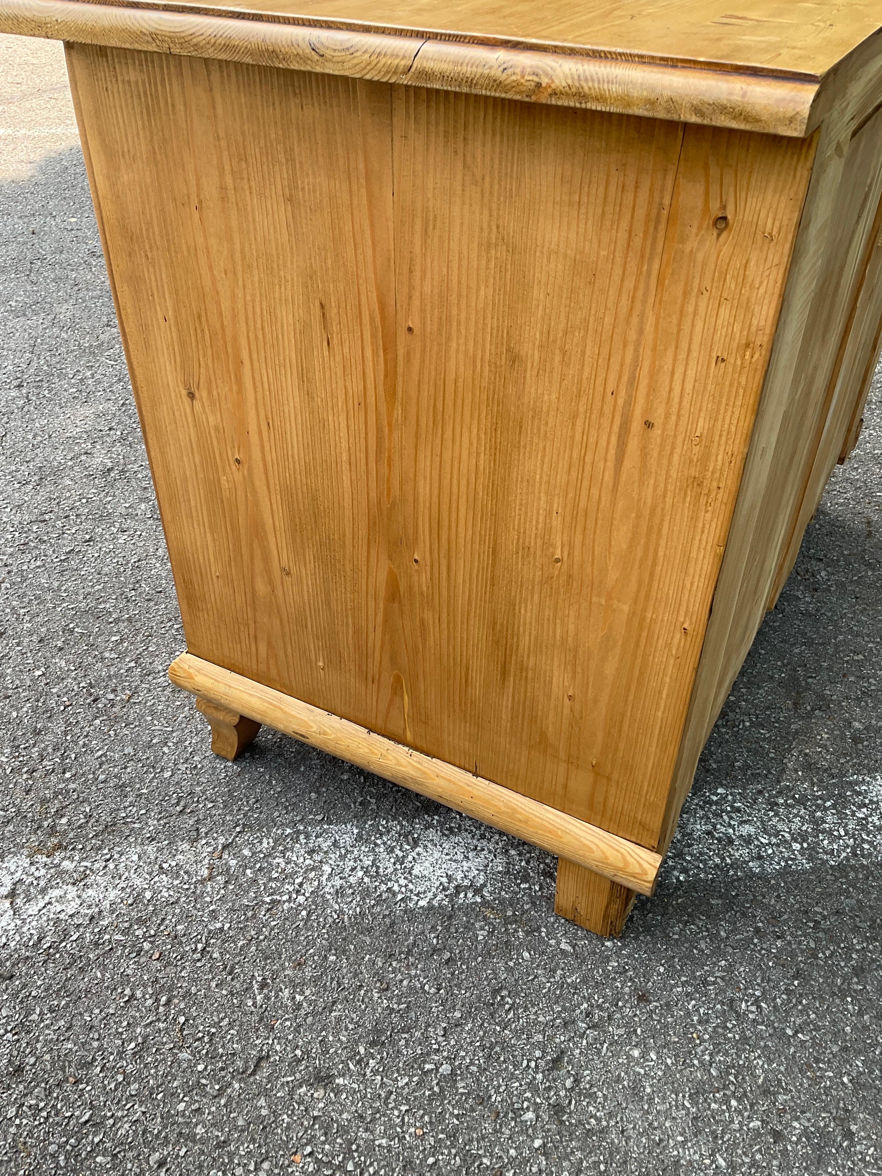 Legno massiccio Cassapanca inglese in pino del XIX secolo in vendita