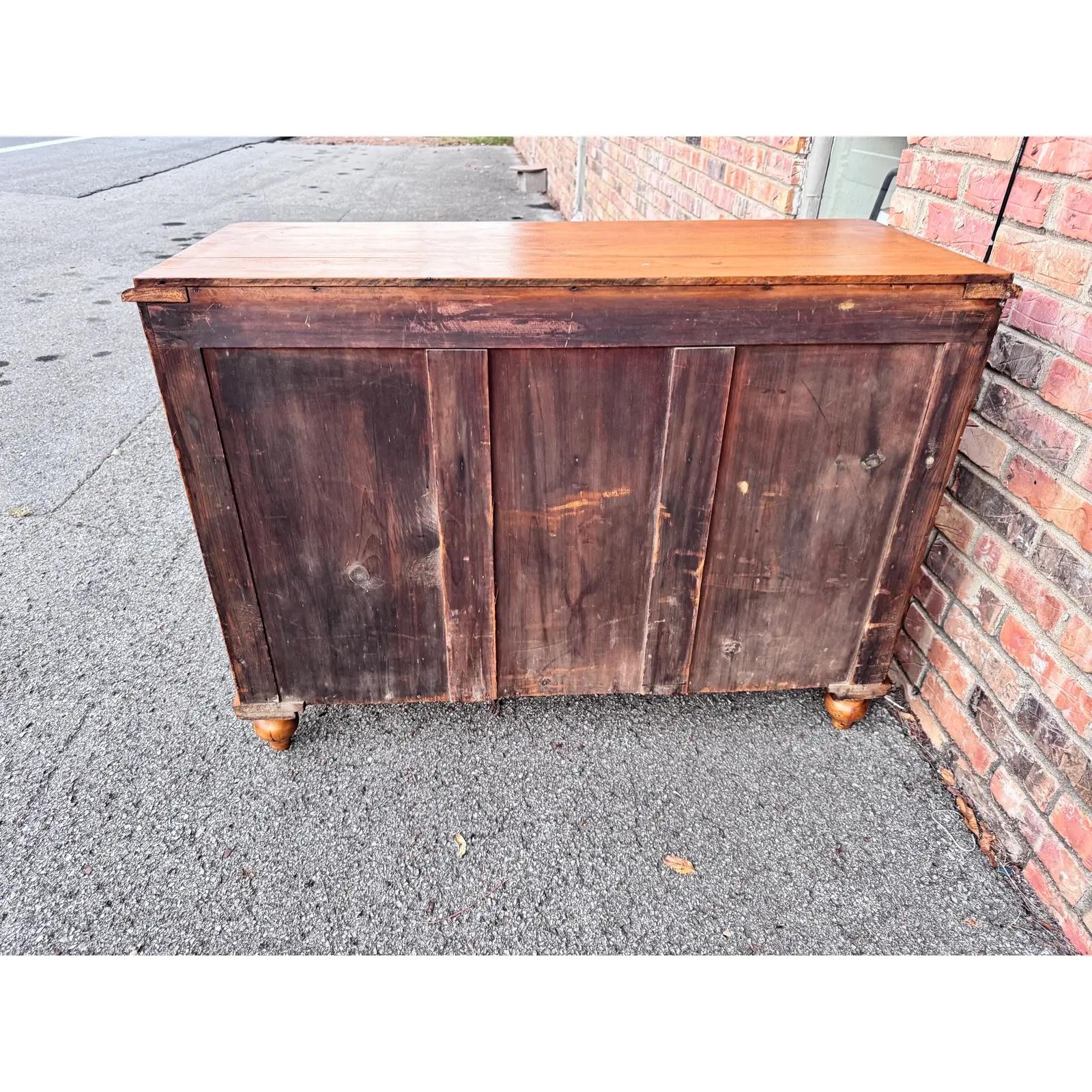19th Century English Pine Chest of Drawers For Sale 9