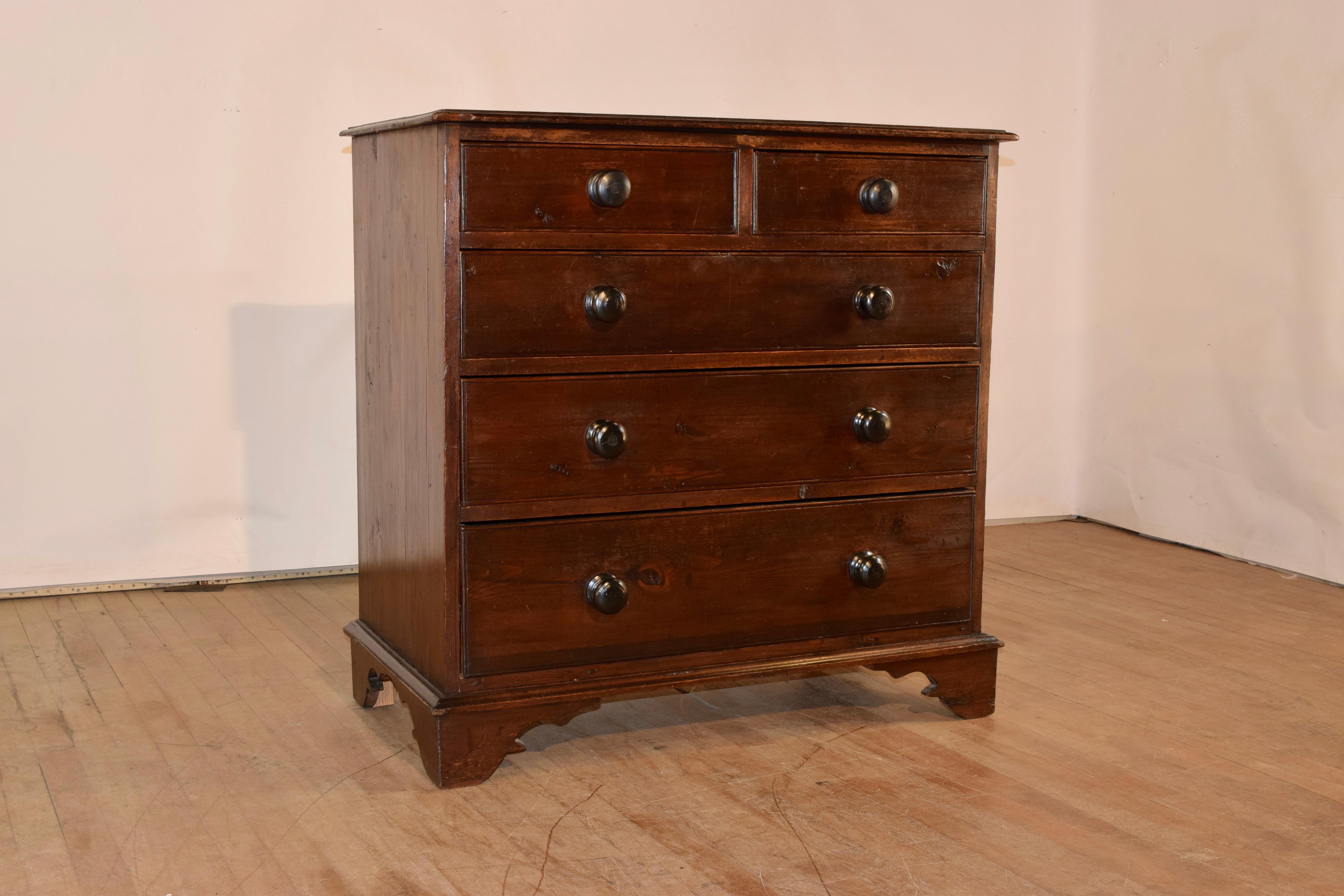Victorian 19th Century English Pine Chest of Drawers
