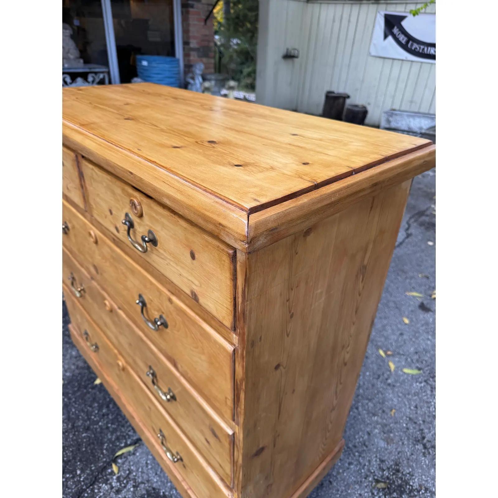 Cassettiera in pino inglese del XIX secolo in vendita 2