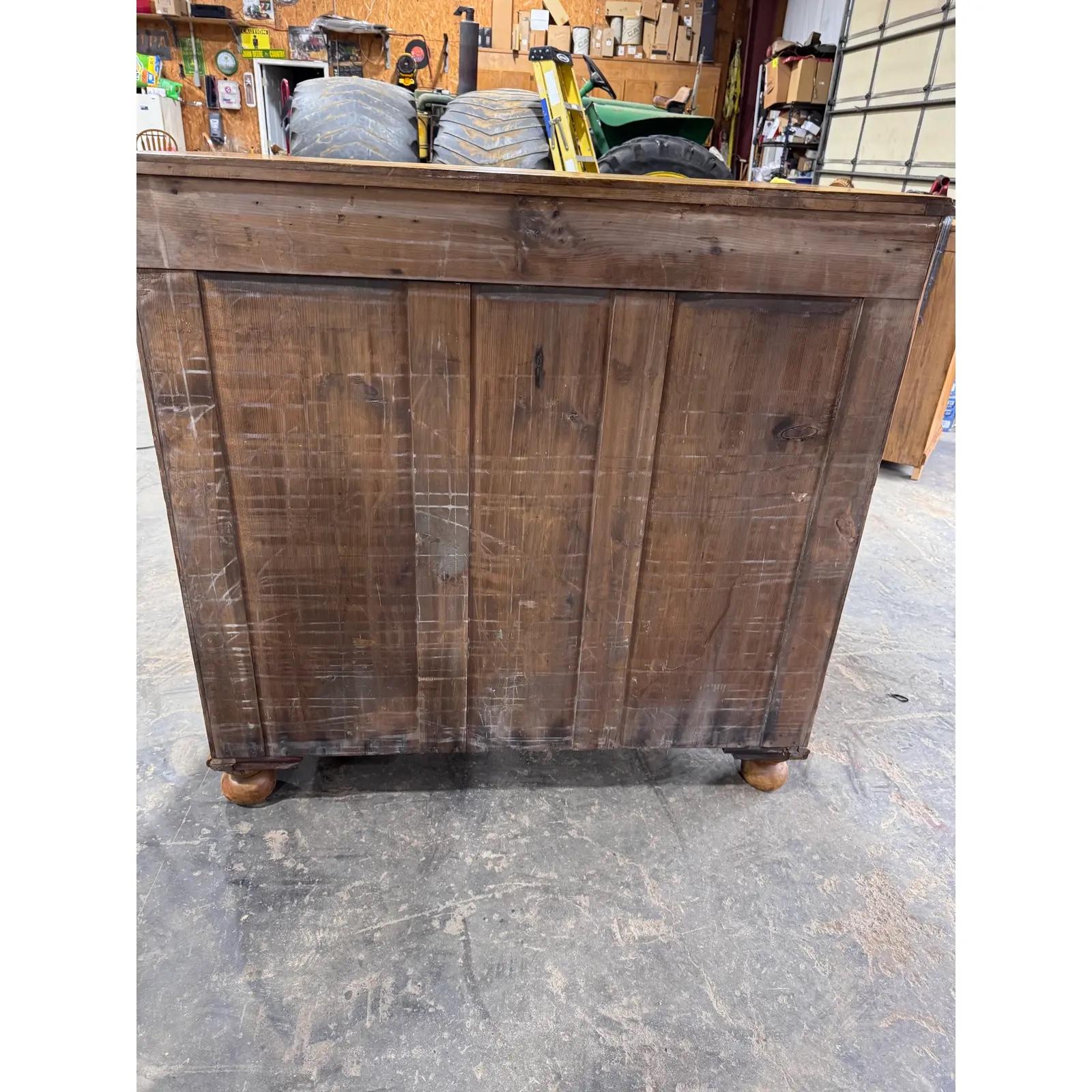 Cassettiera in pino inglese del XIX secolo in vendita 3