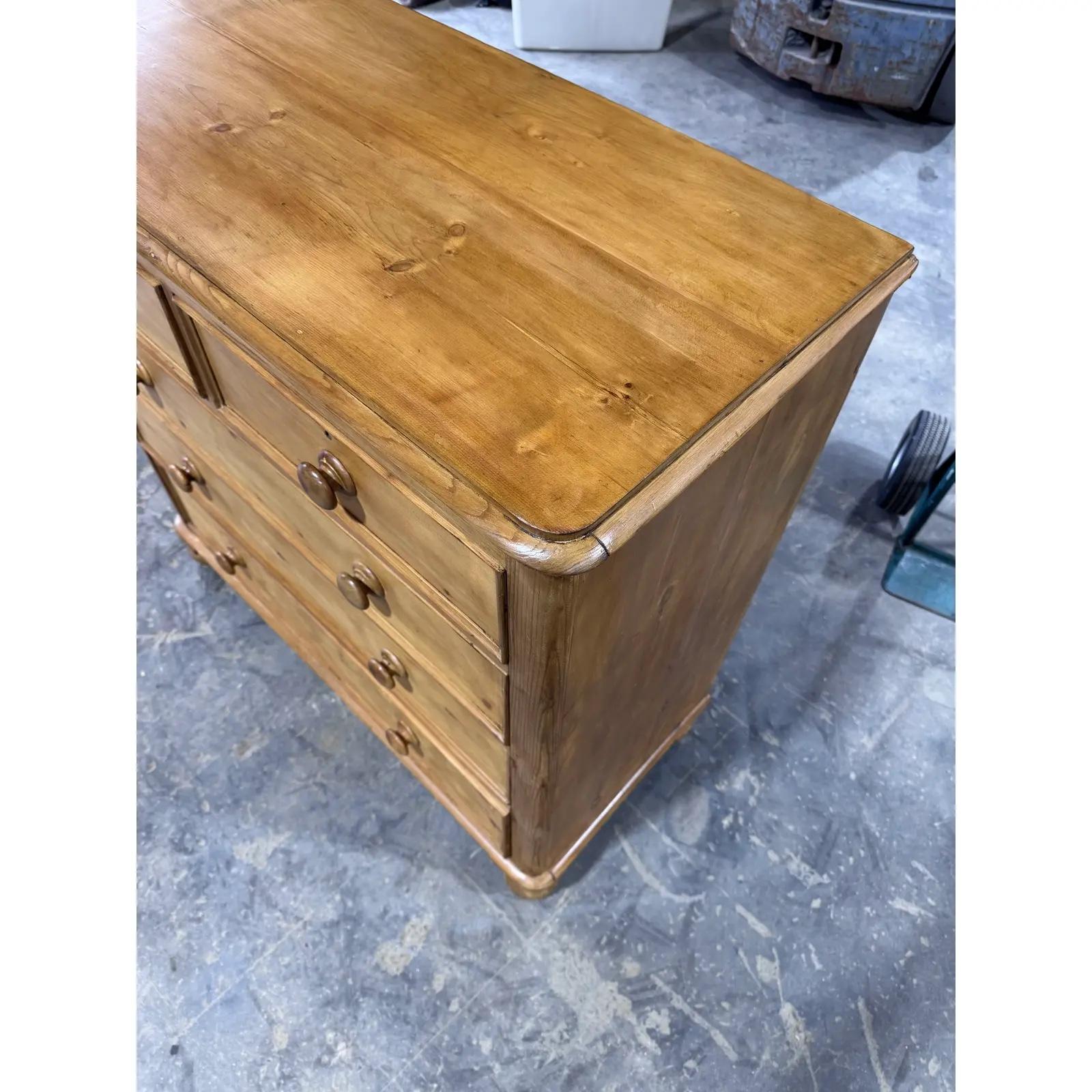Cassettiera in pino inglese del XIX secolo in vendita 4