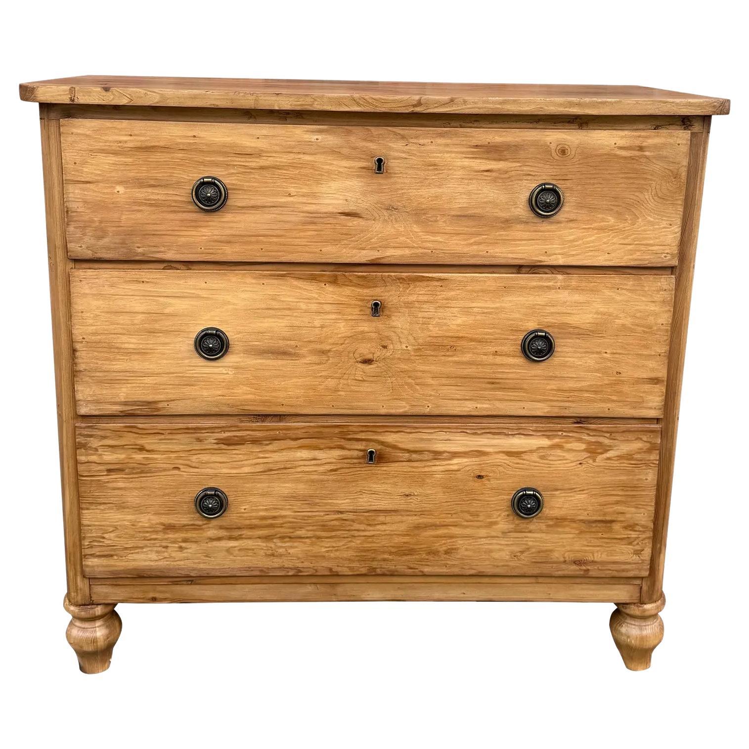 19th Century English Pine Chest of Drawers