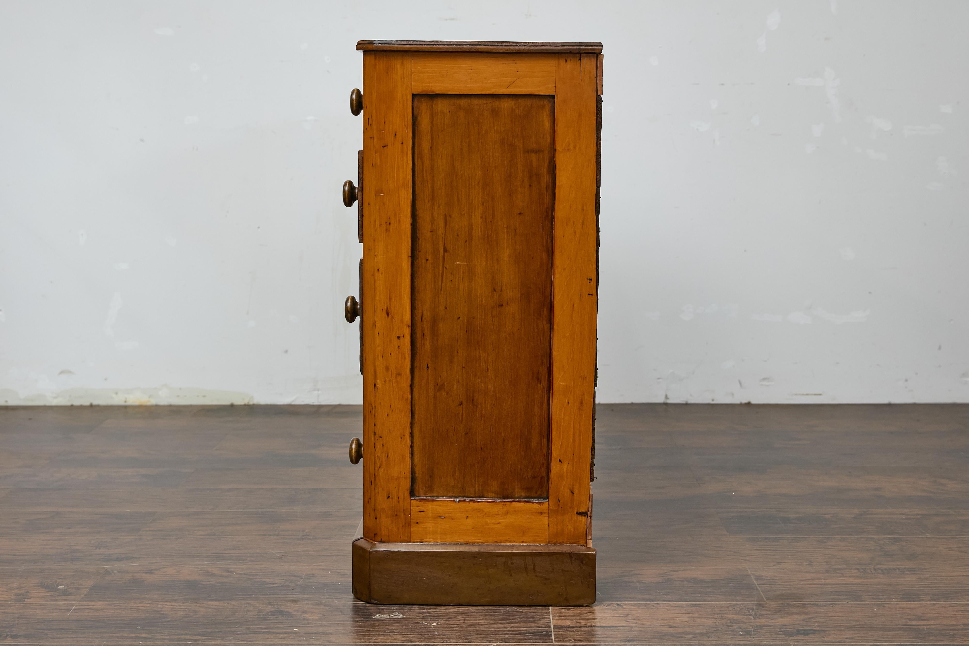 XIXe siècle Coffre en pin anglais du 19ème siècle avec quatre tiroirs, pièce de rangement ancienne rustique en vente