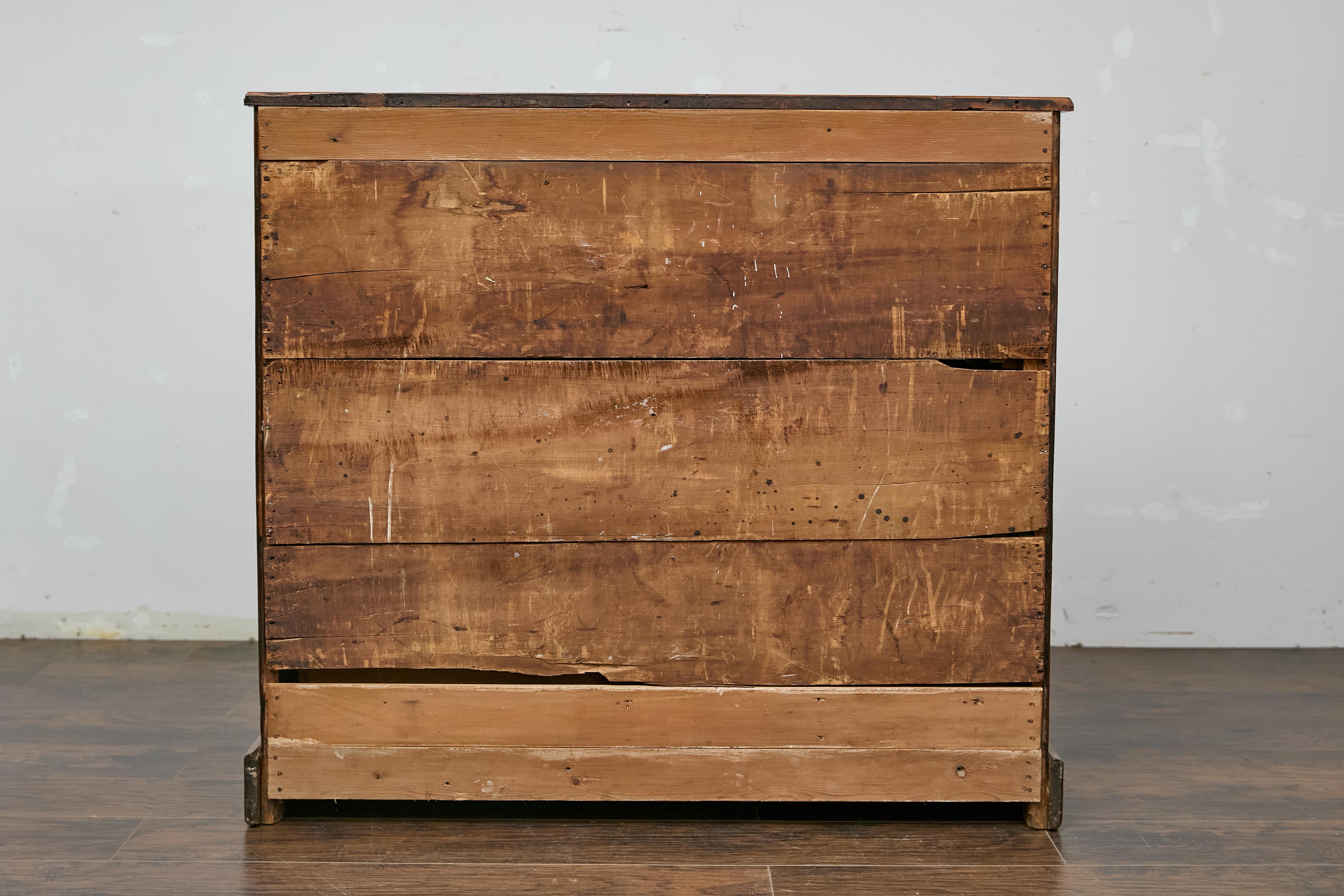 Coffre en pin anglais du 19ème siècle avec quatre tiroirs, pièce de rangement ancienne rustique en vente 1