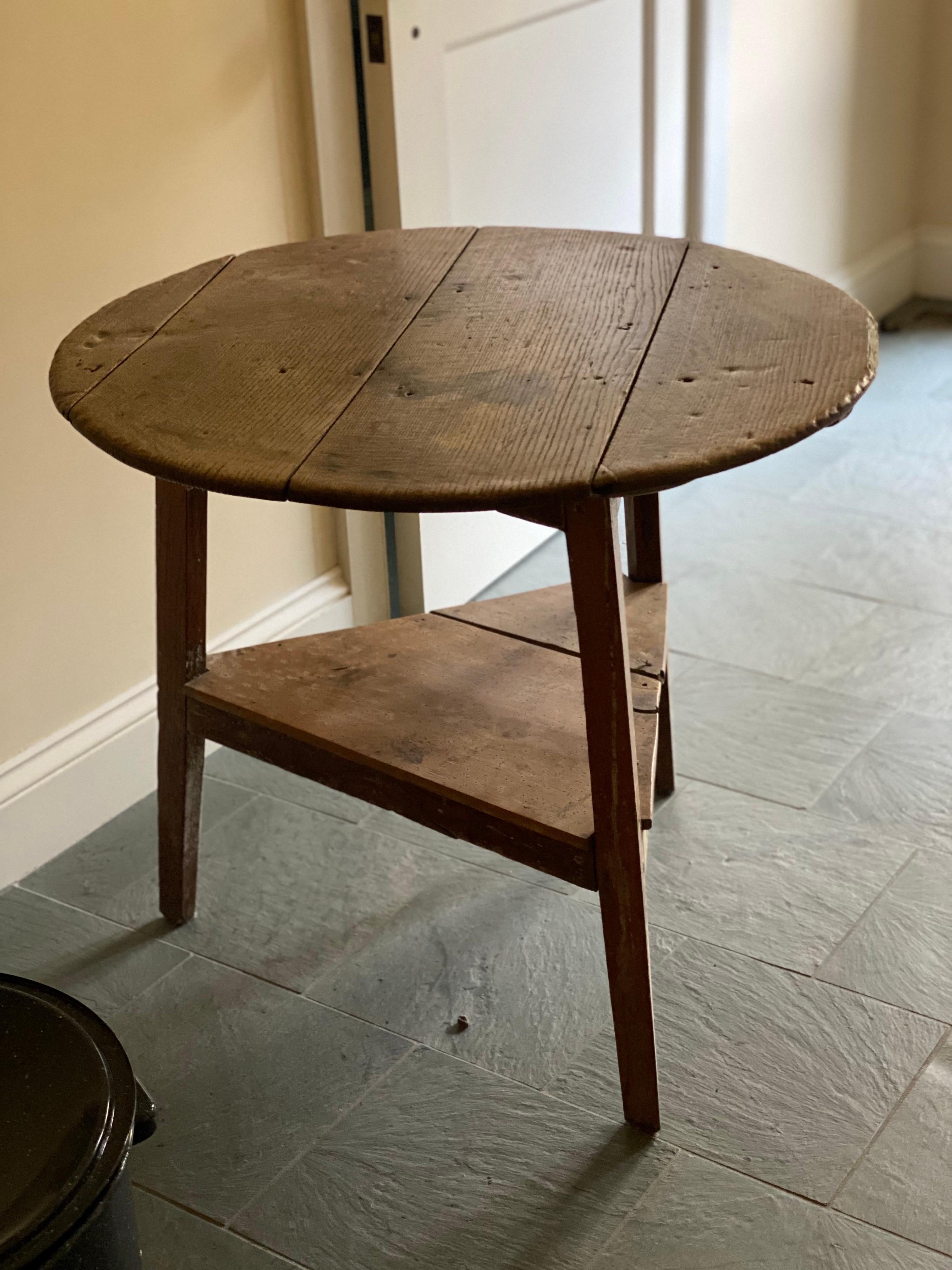 19th Century English Pine Cricket Table In Fair Condition In Southampton, NY